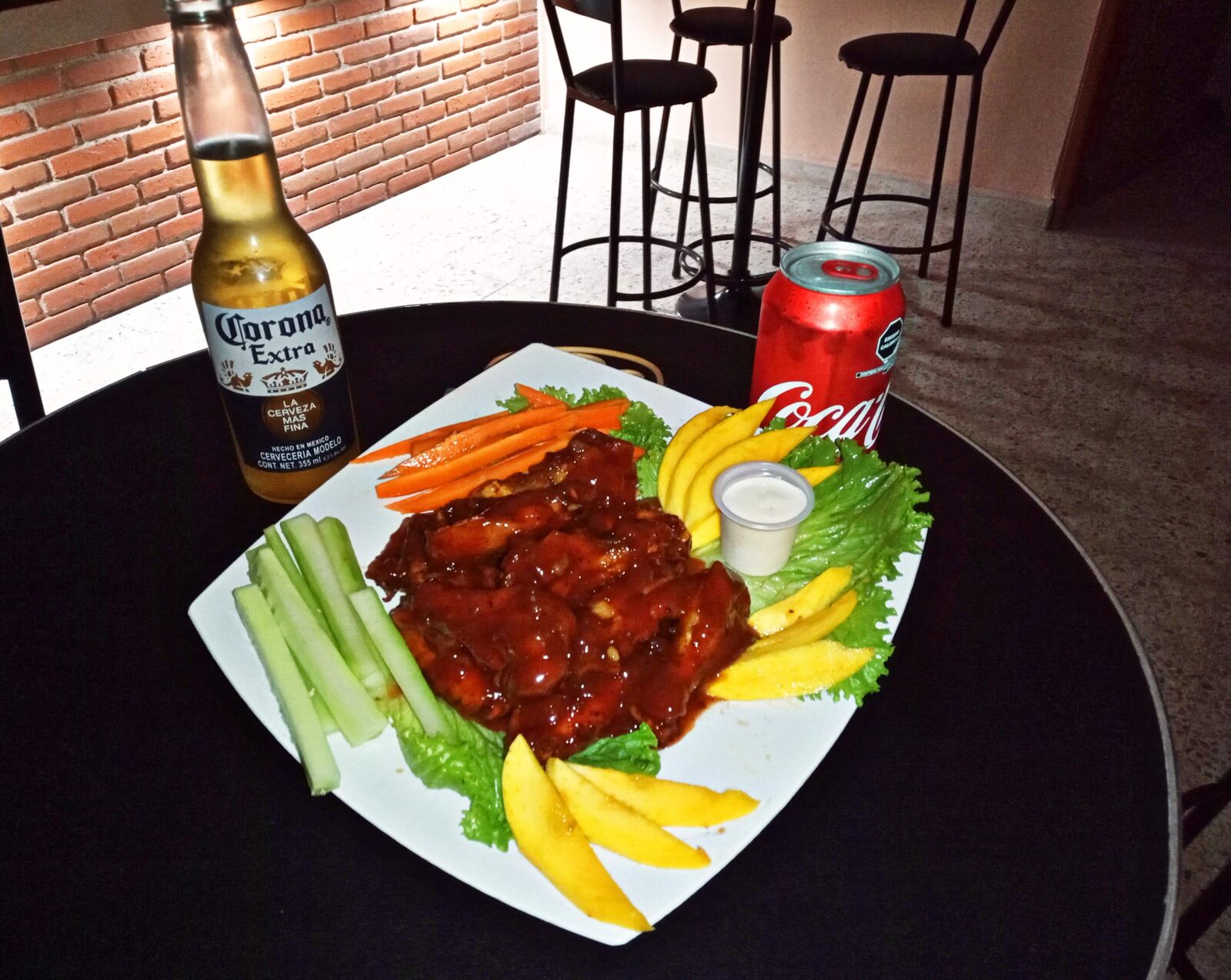 WINGS SNACK image 1