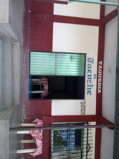 Taqueria "El Tacuche" image 3