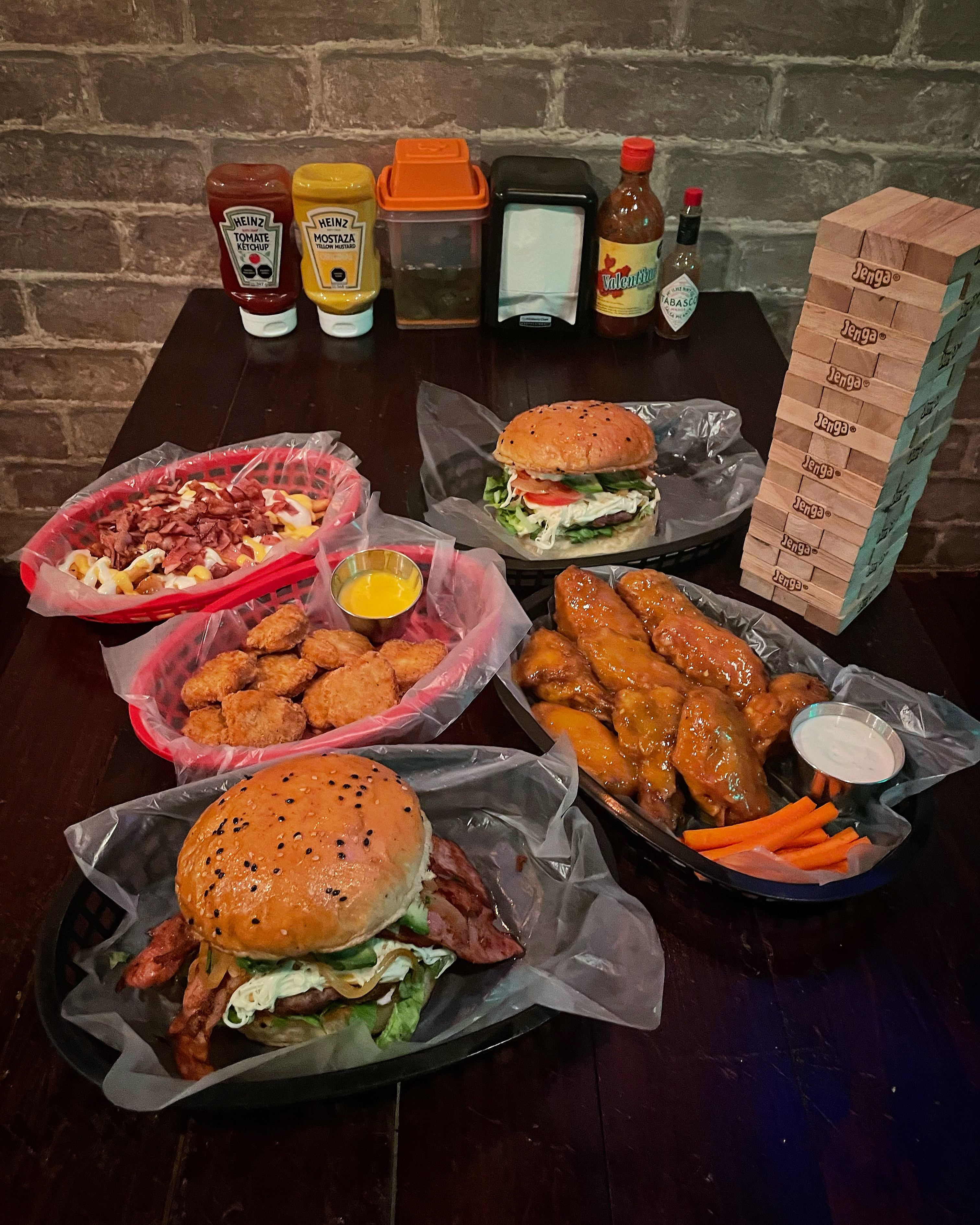 Kikes Burger image 3