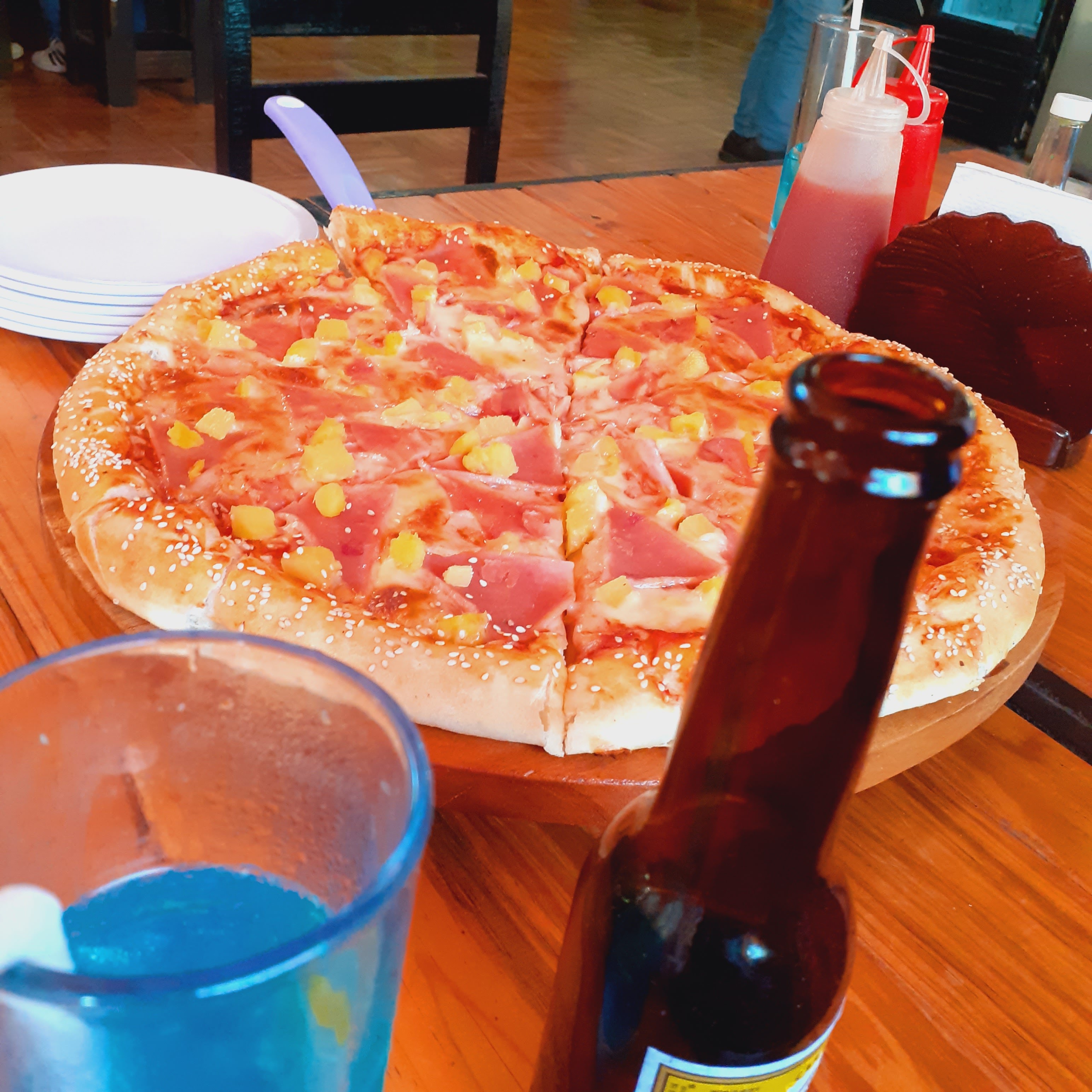 FAMILYS PIZZA image 6