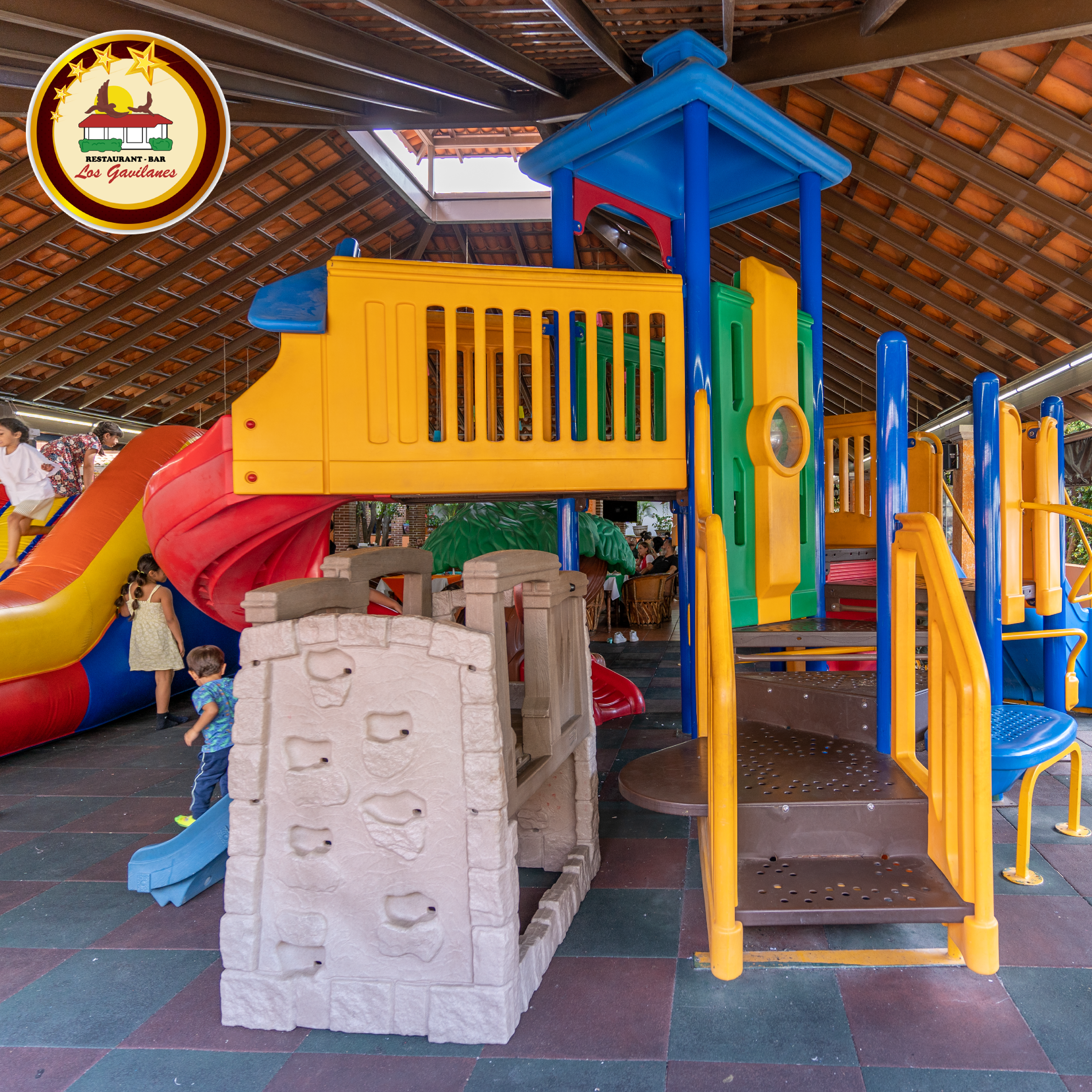 Los Gavilanes image 7