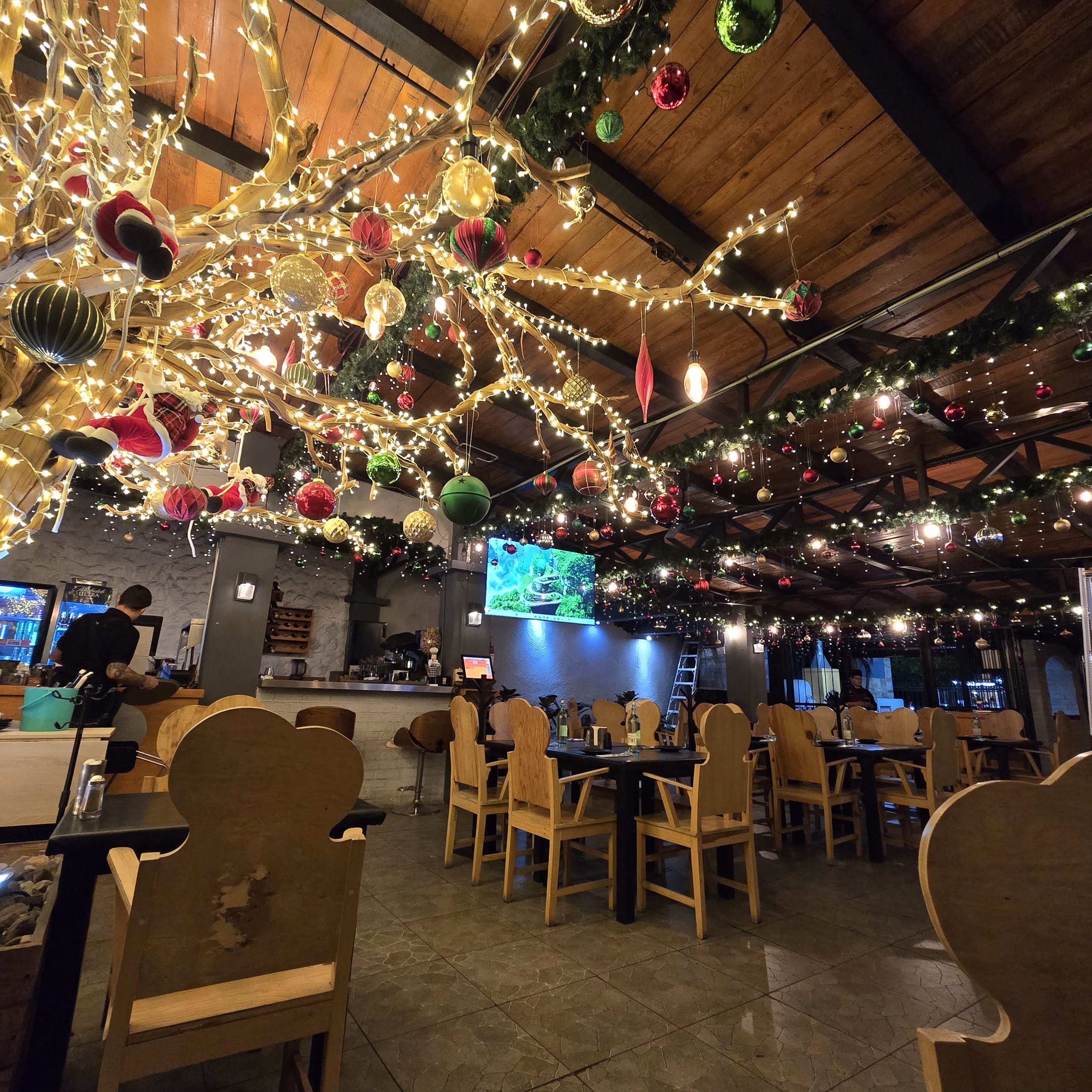 Colomos Restaurante image 2