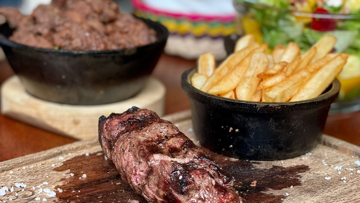 Colomos Restaurante image 3