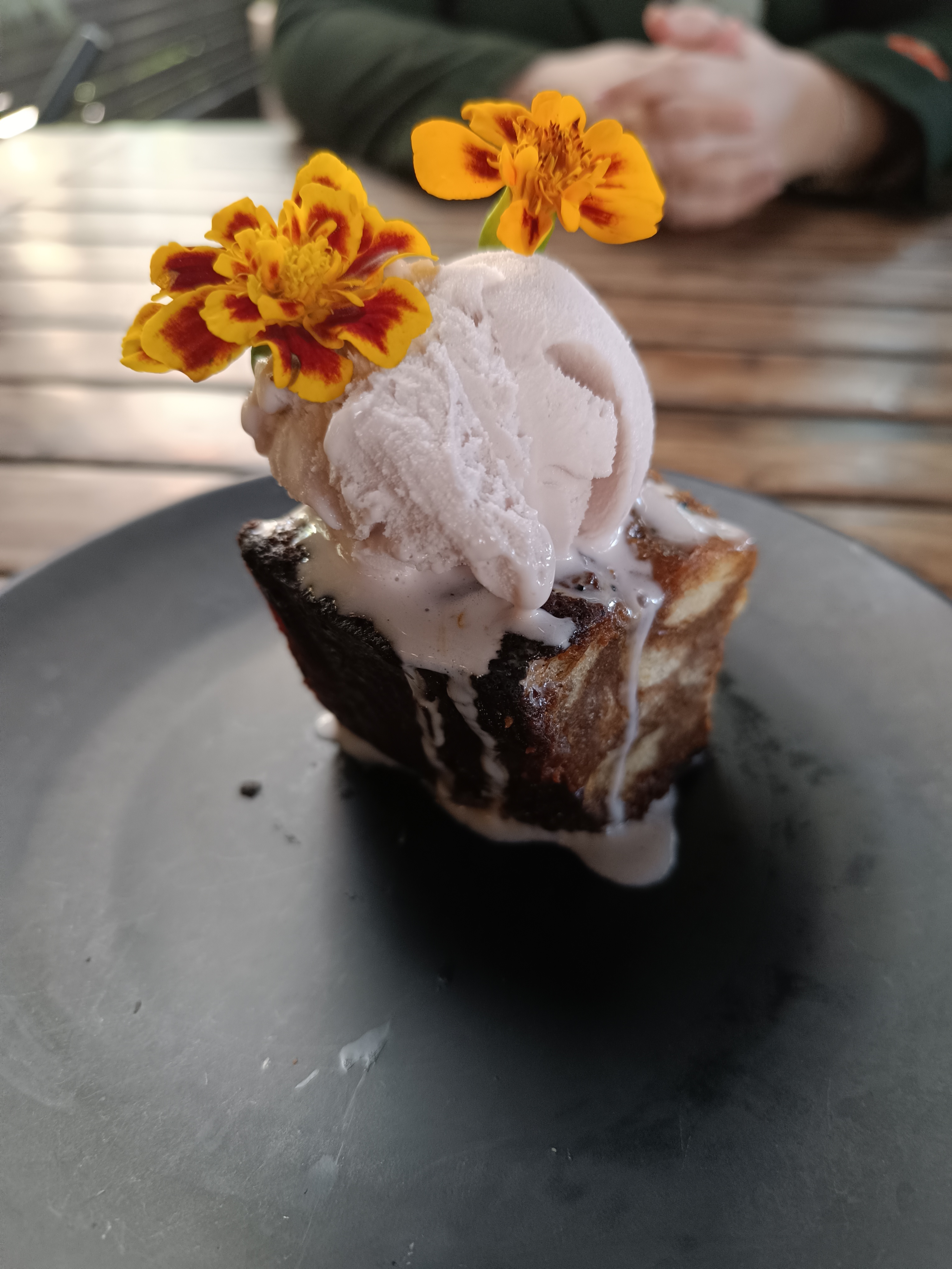 Peter Woods image 10