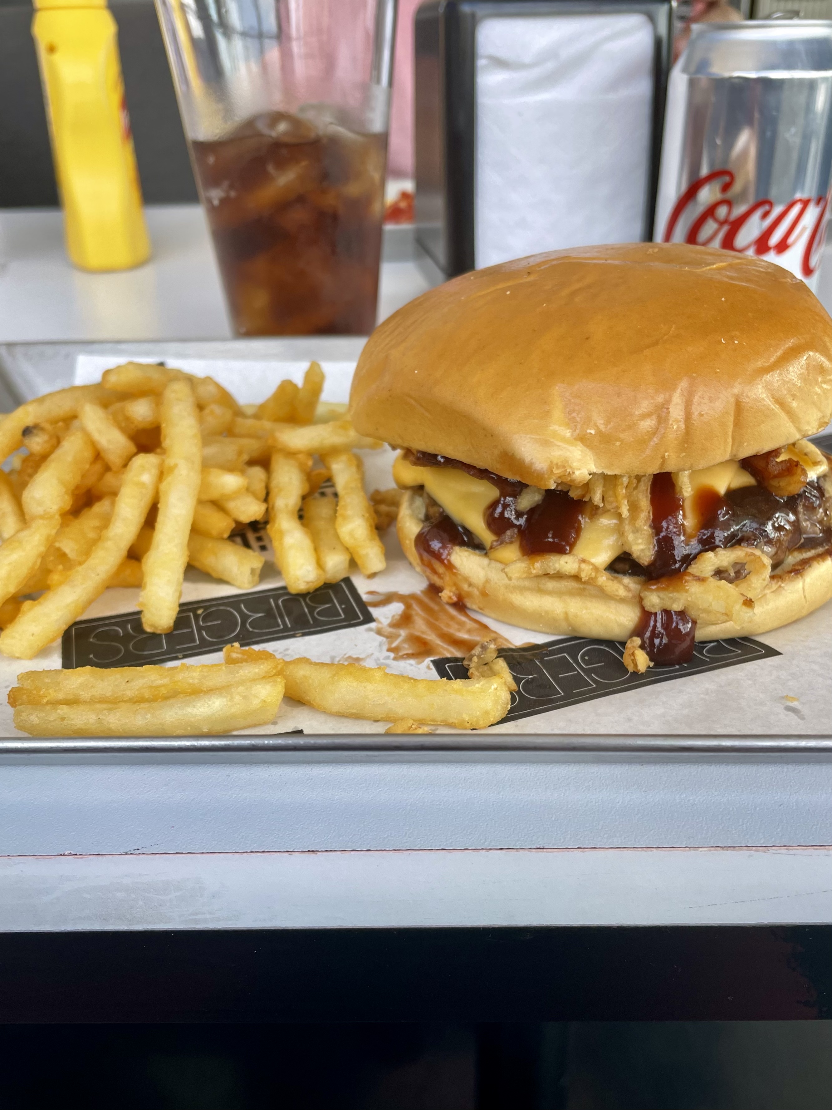 Burgersmx (Bugambilias) image 2