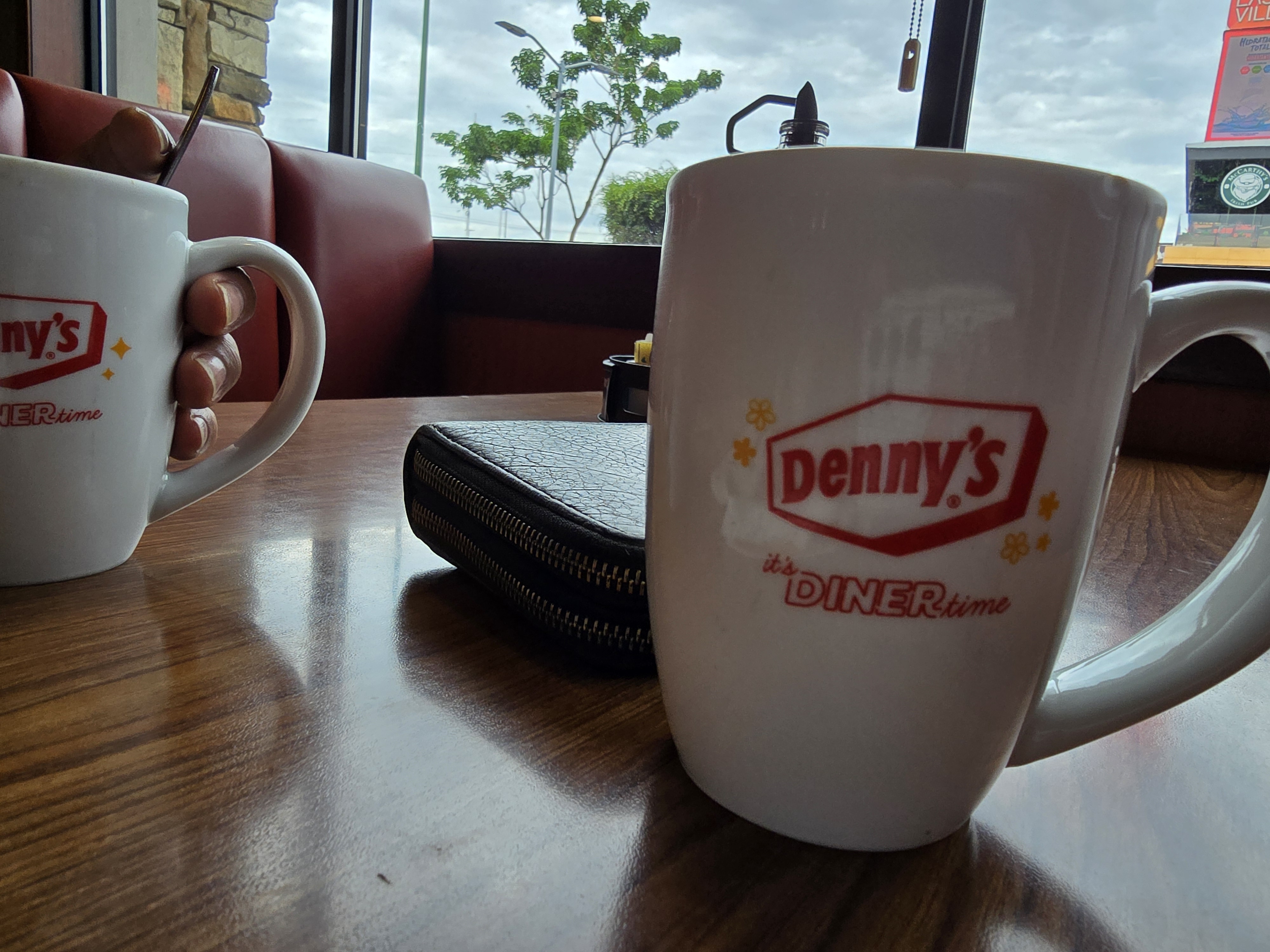 Denny's Palomar image 7