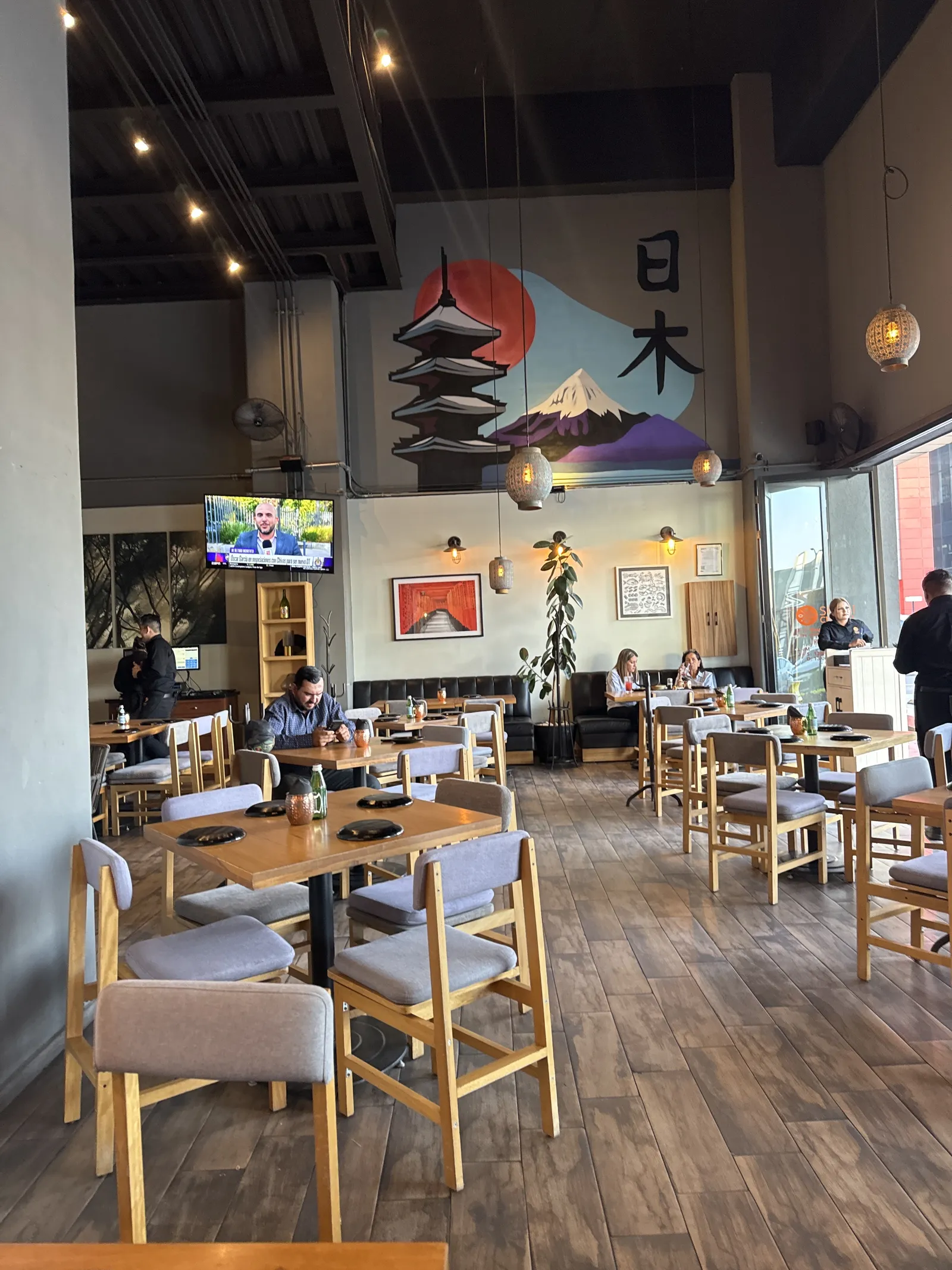 Sushi Central Las Villas El Palomar image 7
