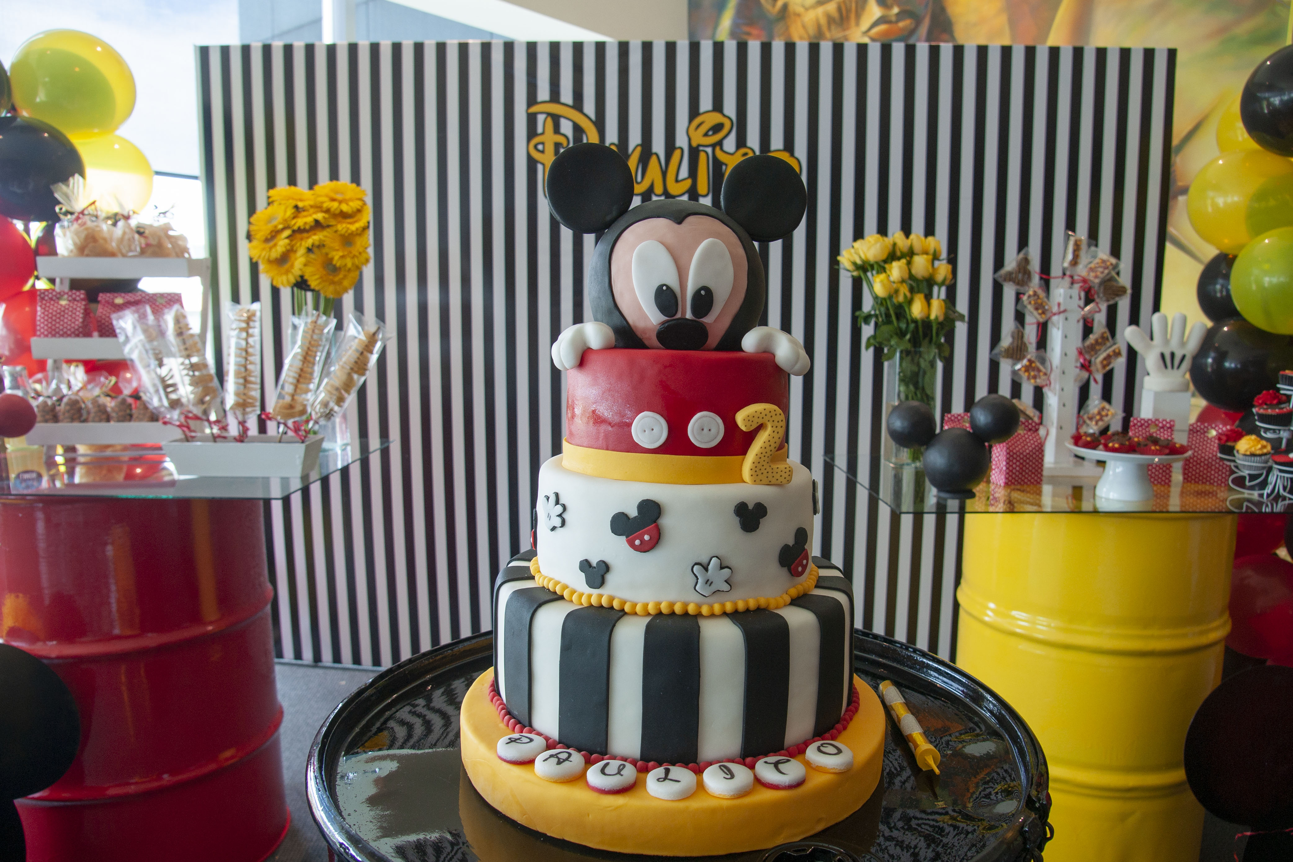 Mocker's - Burgers n Roll image 8