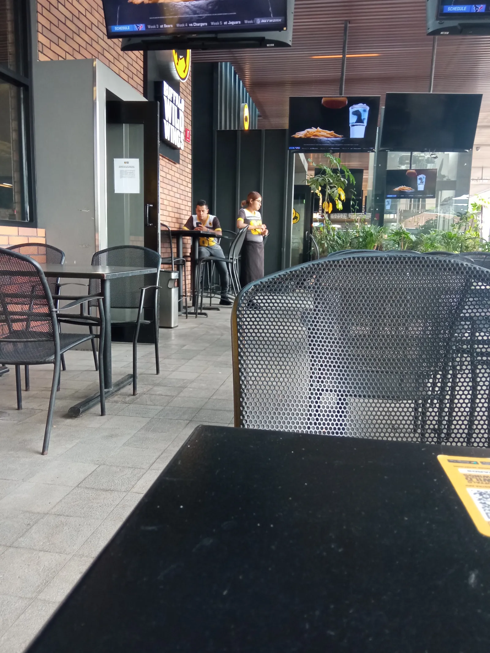 Buffalo Wild Wings Urban Center image 7