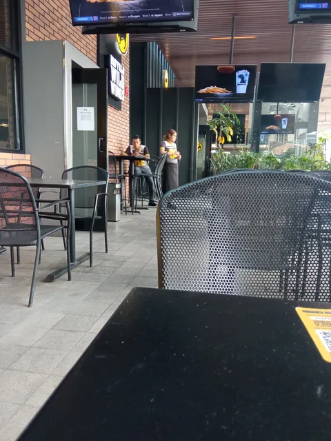 Buffalo Wild Wings Urban Center image 7
