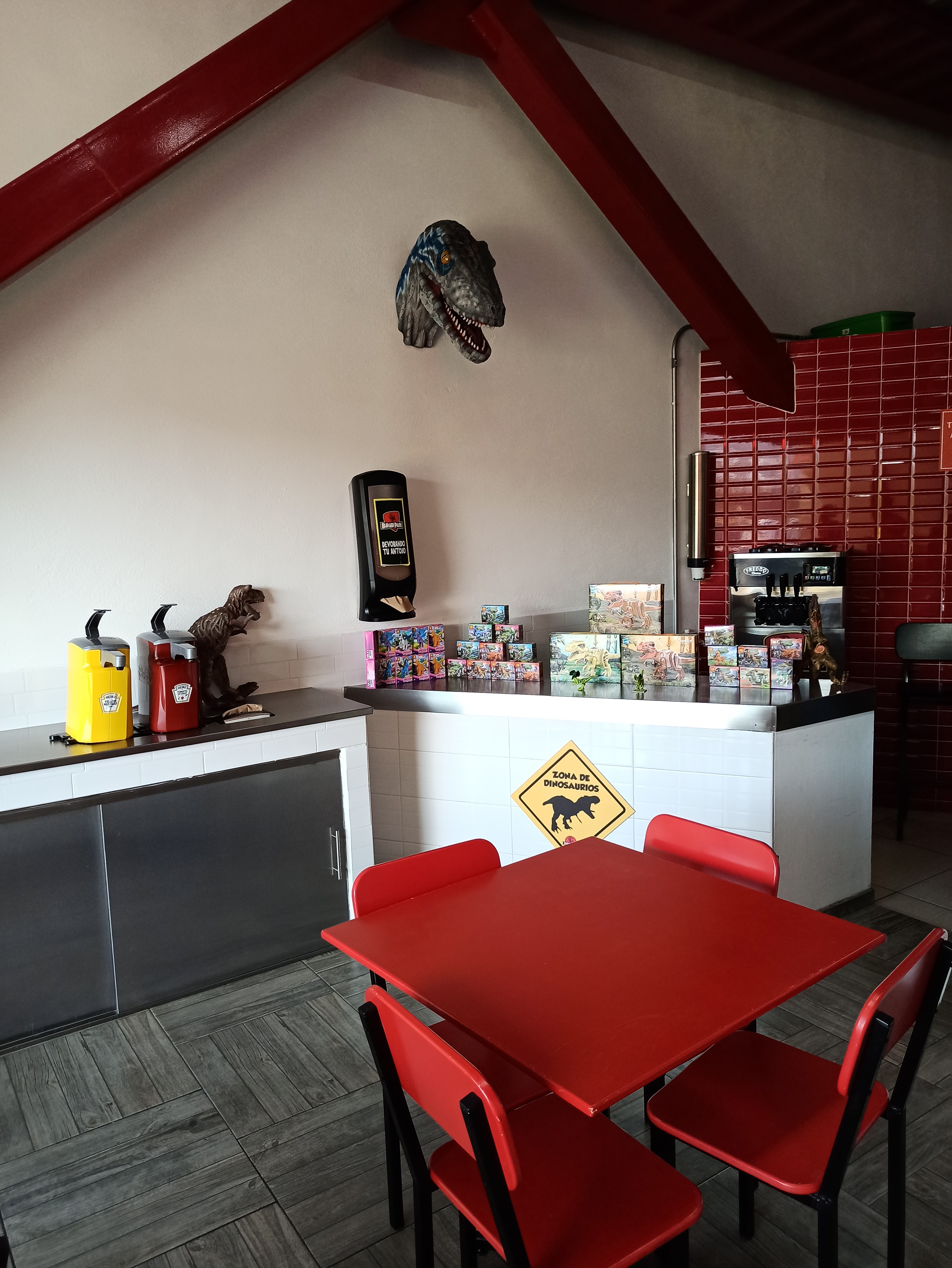 BURGER PARK Nueva Galicia, Tlajomulco image 6