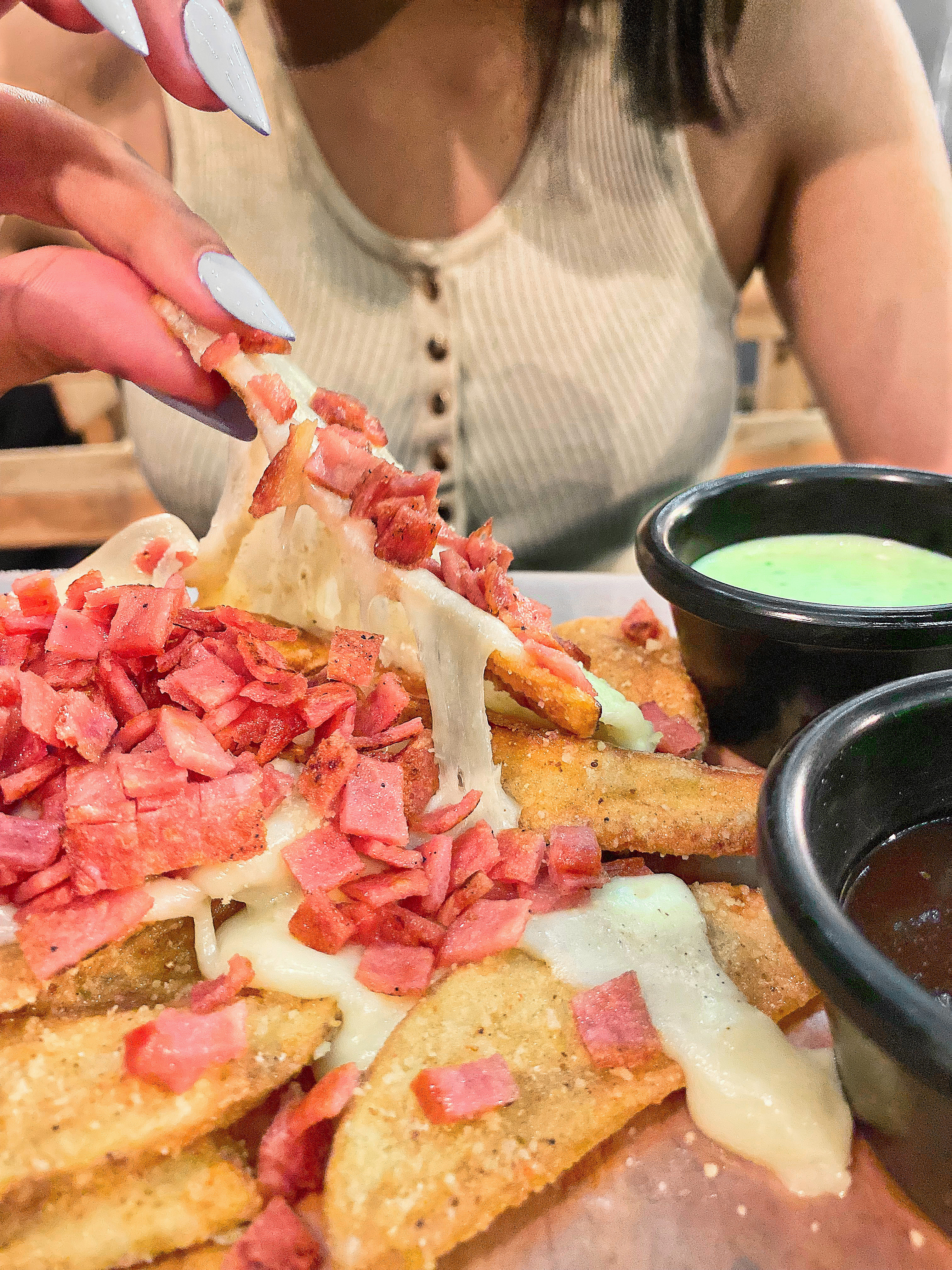 CHILL Burgers & Fried image 5