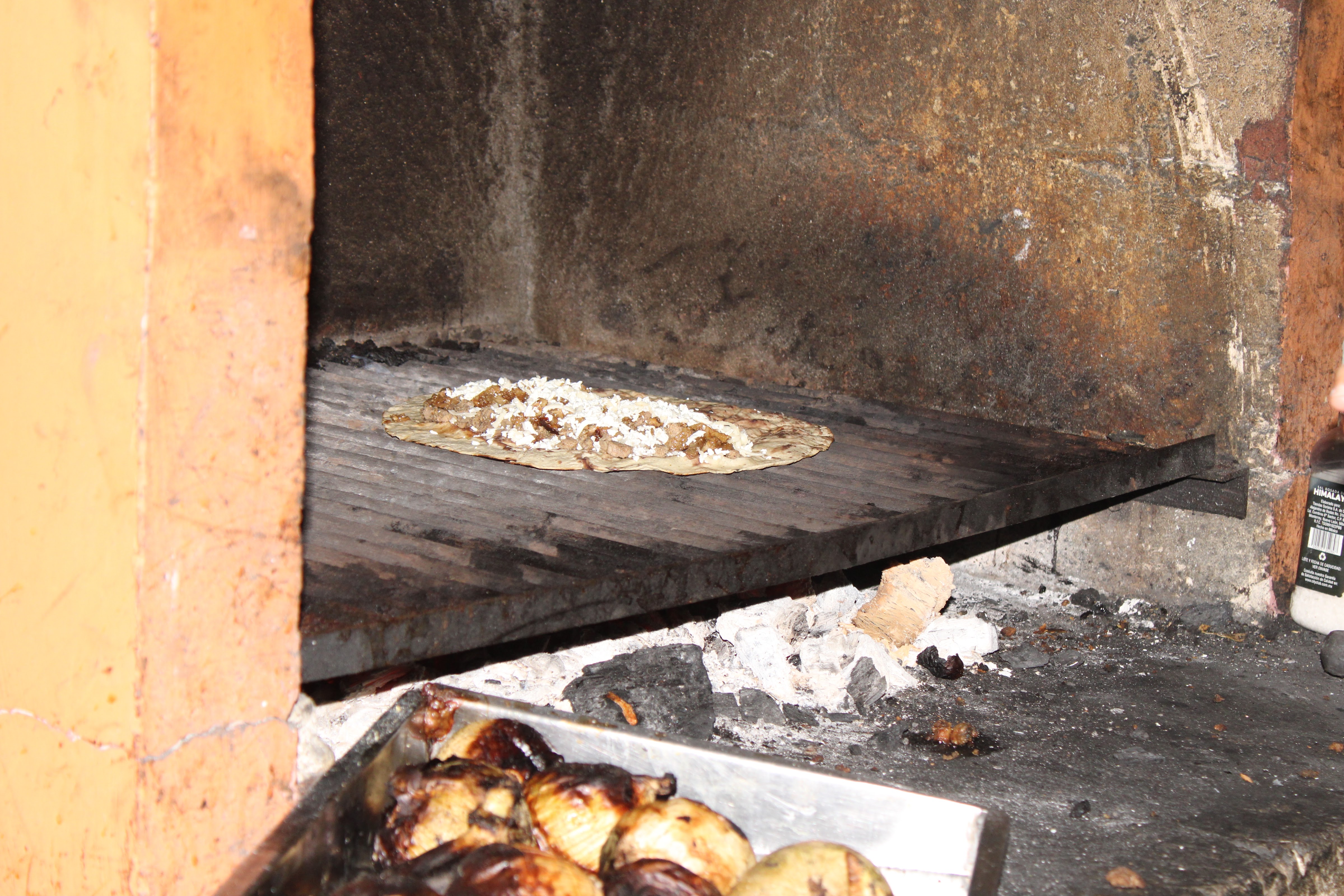 Tlayudas y garnachas image 2