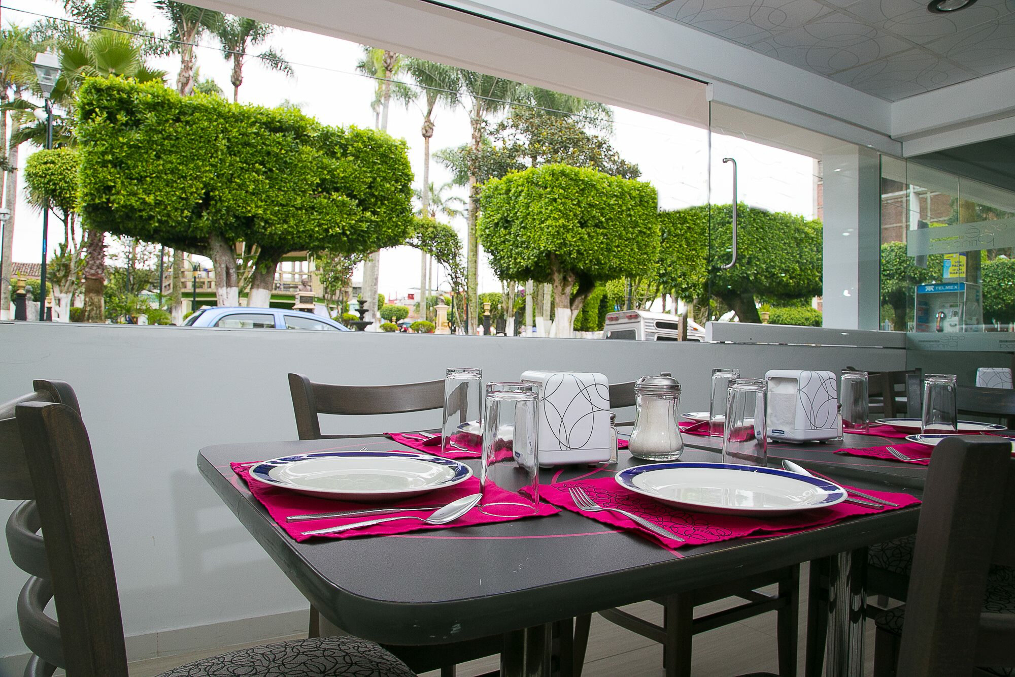 Café Principal image 1