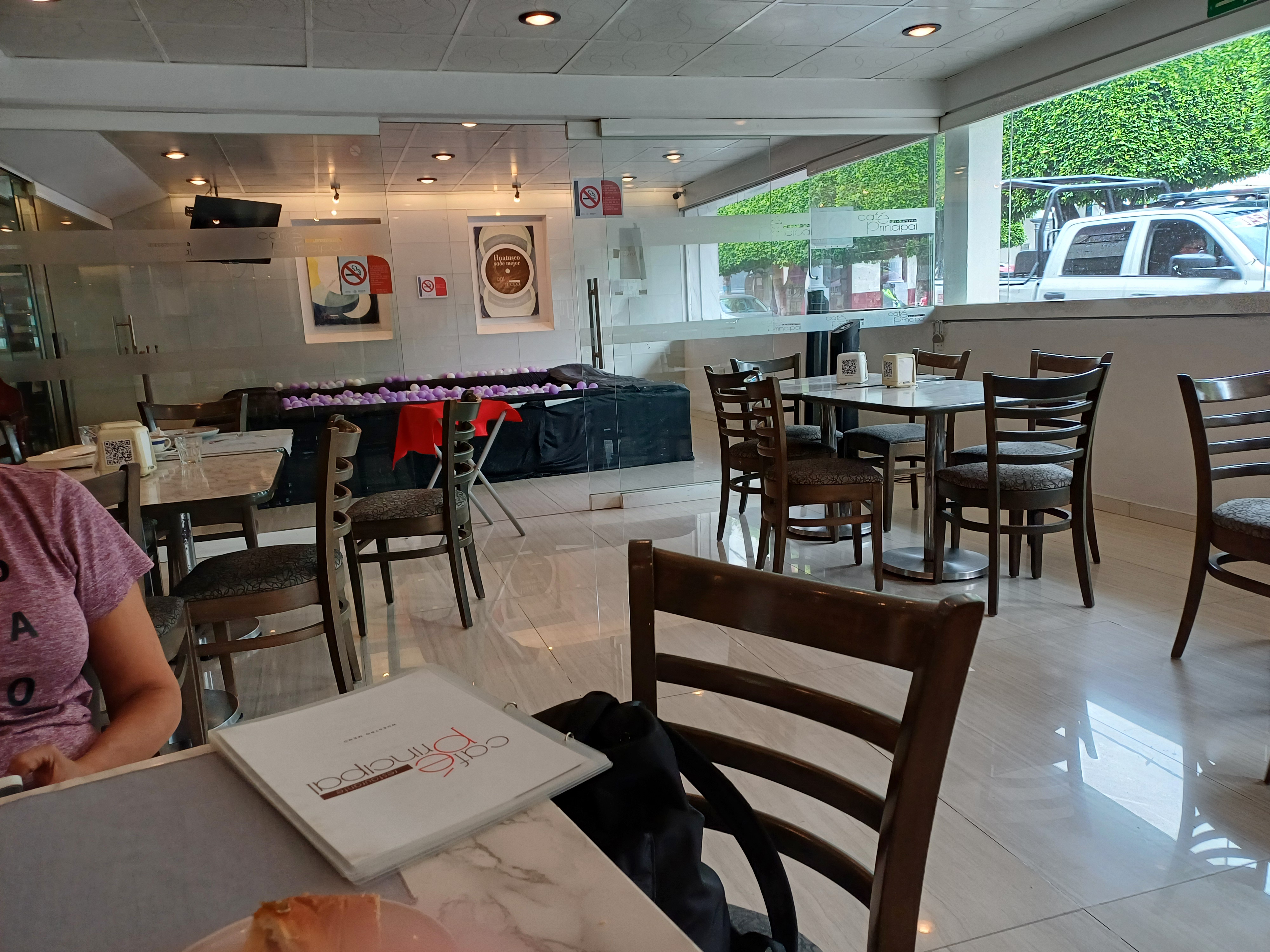 Café Principal image 5