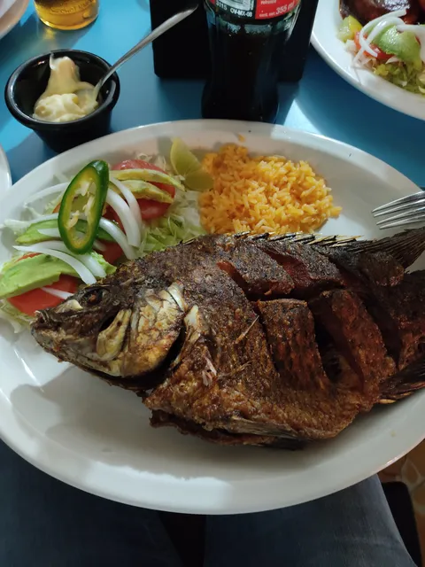 Siete Mares image 8