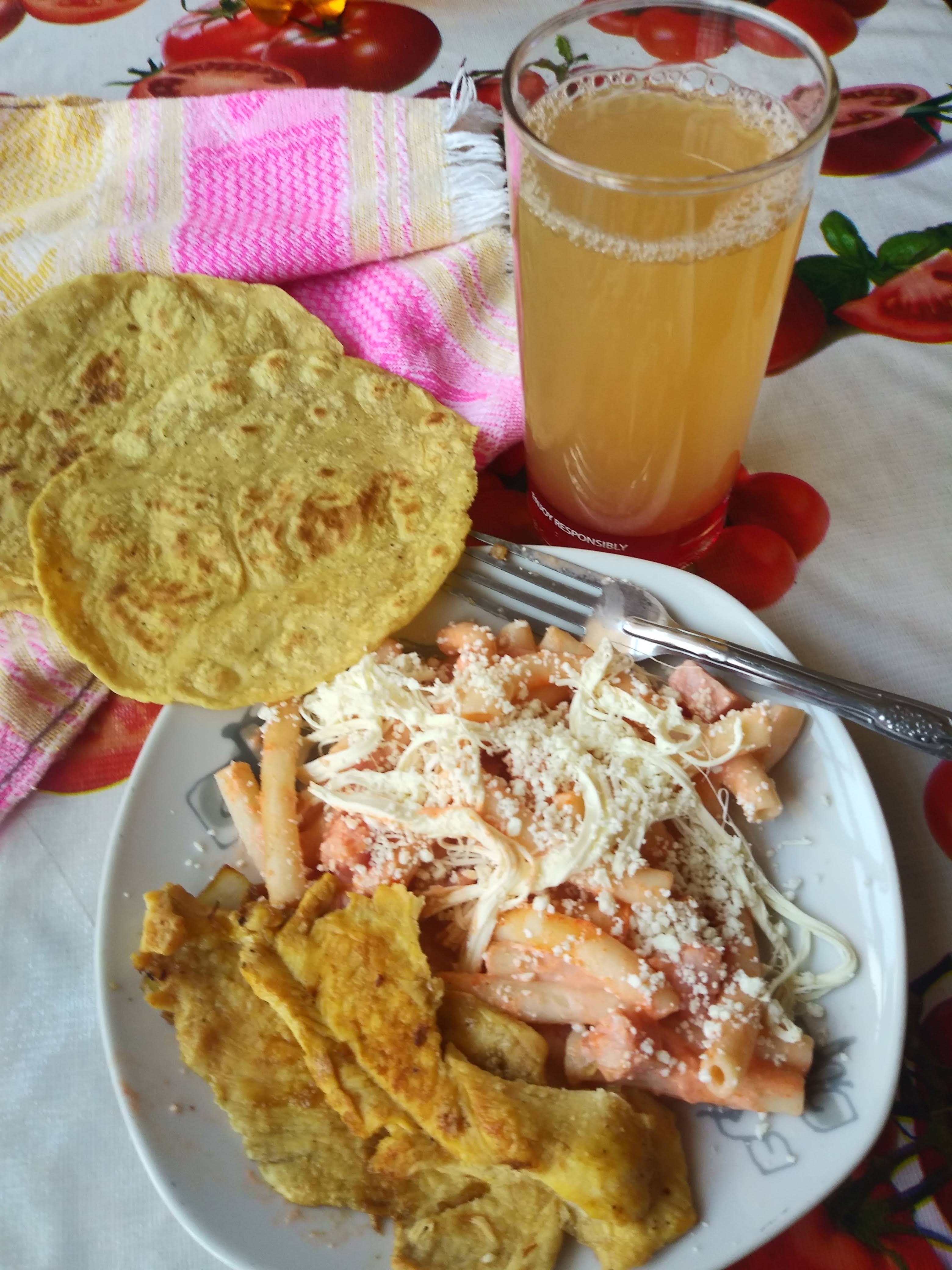 BUFFET DE GUISADOS MEXICANOS image 4