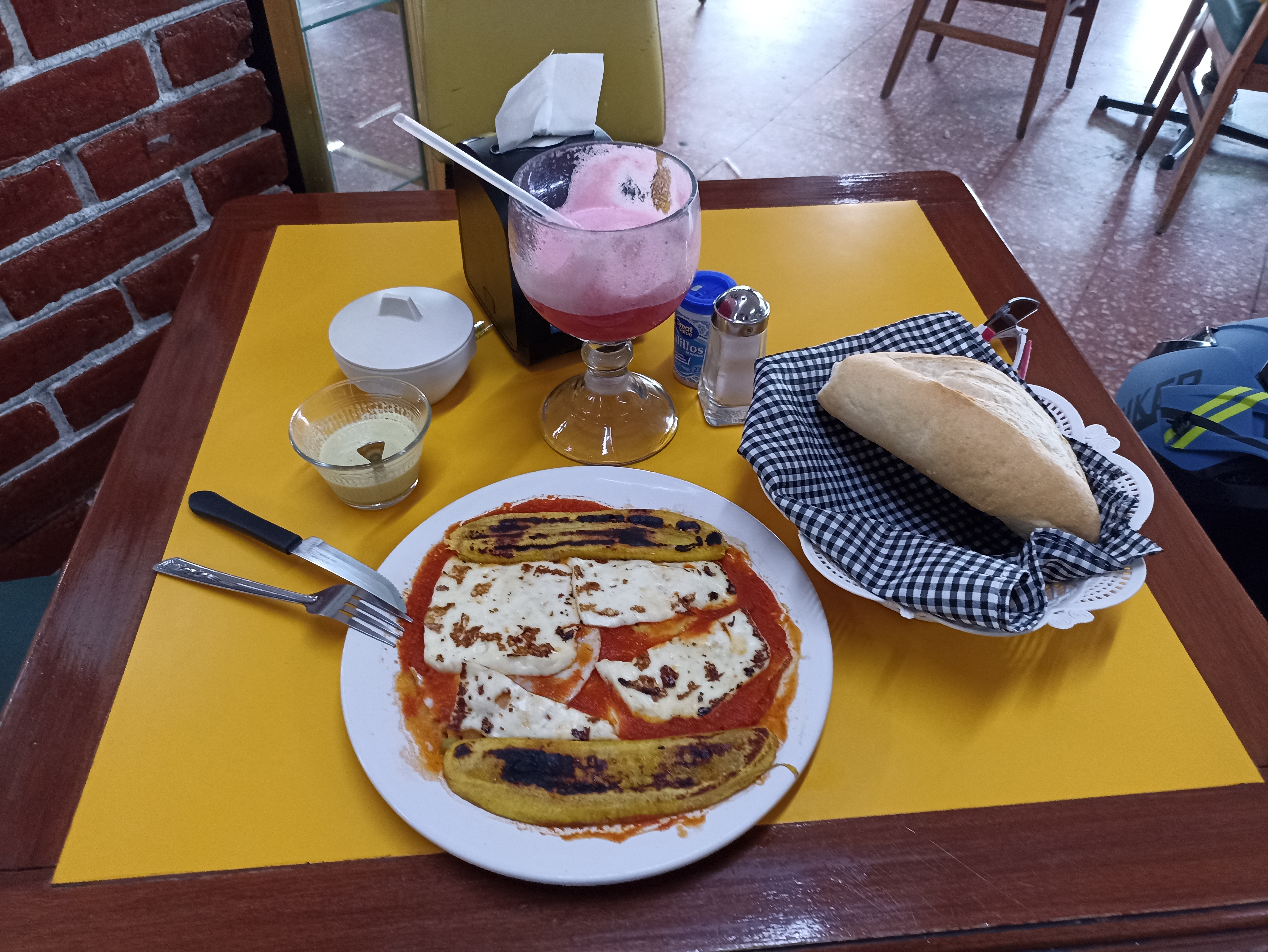 Restaurant Jugos California image 6