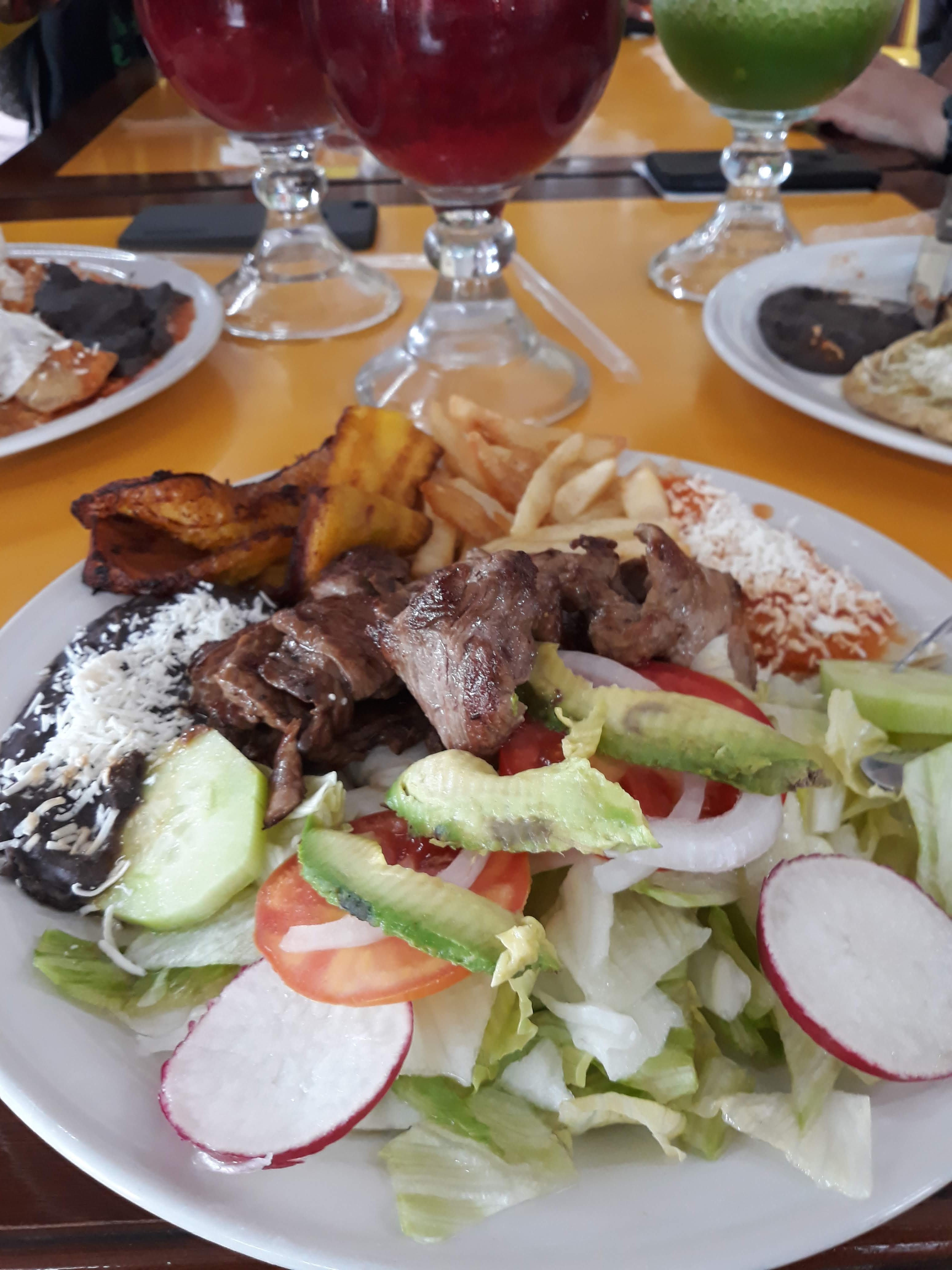 Restaurant Jugos California image 7