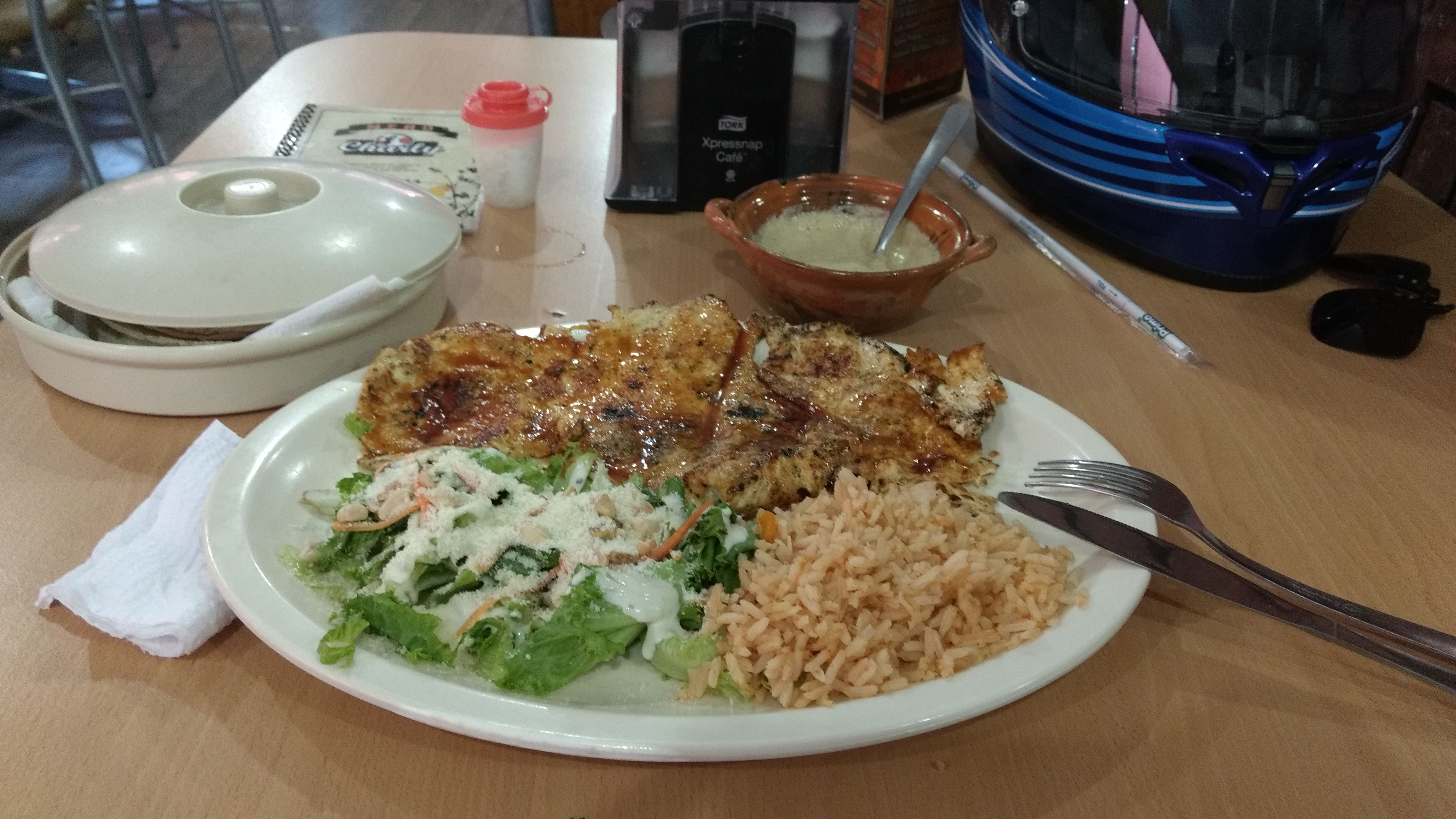 Pollos Charly 2 Restaurant image 2