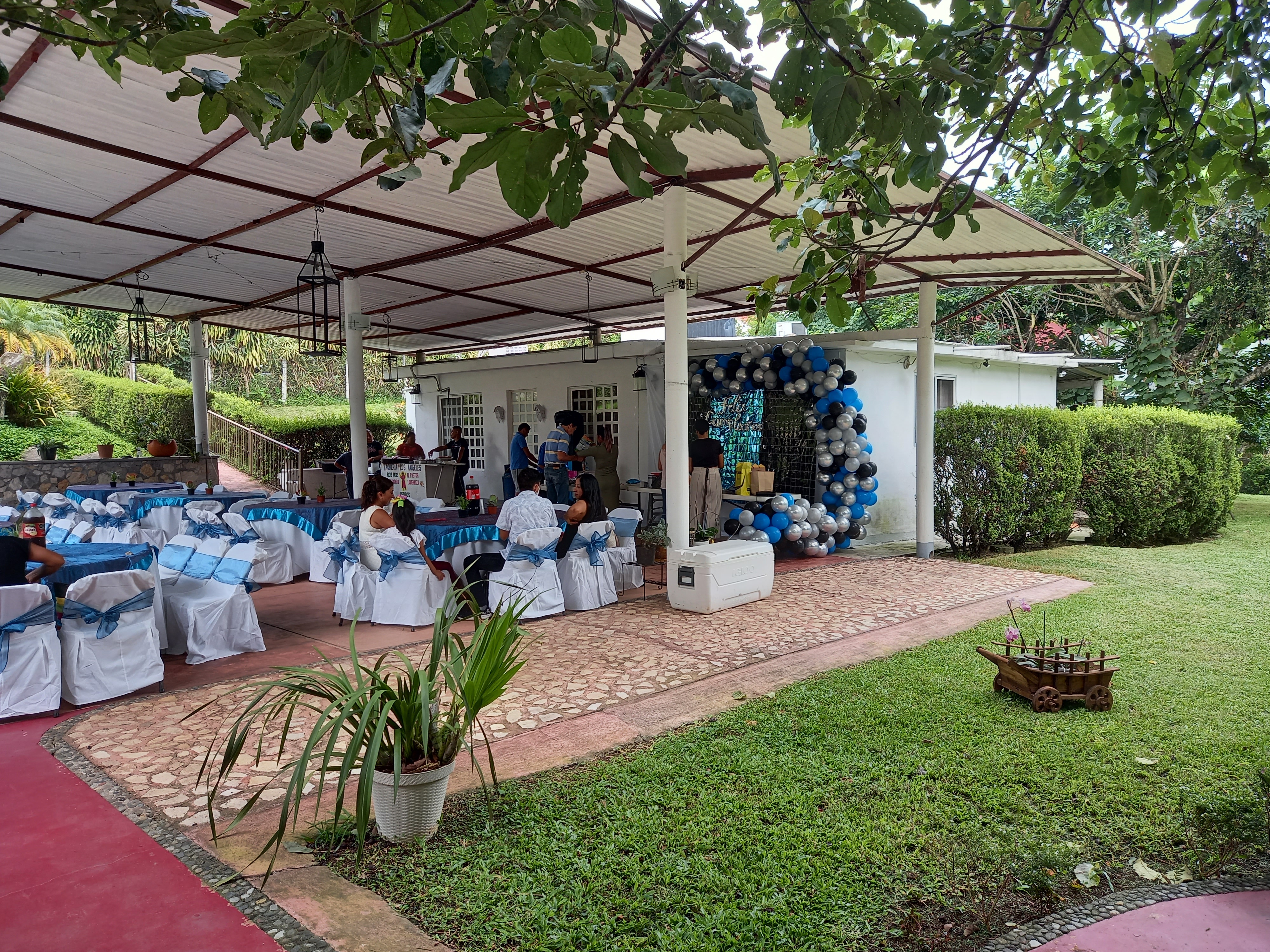 Restaurante y Bar "Deliwings" image 5