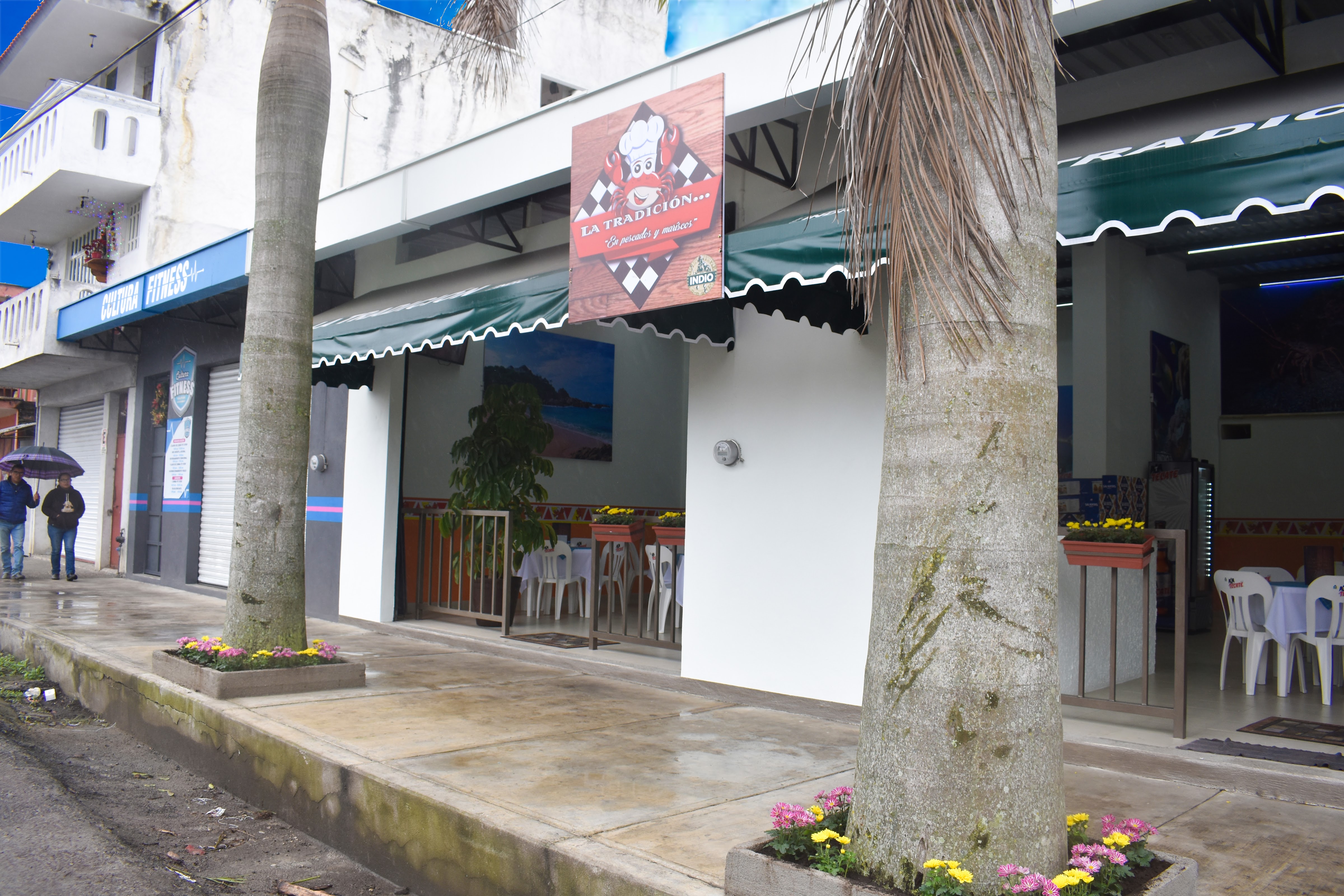 Restaurante La Tradición (Pescados y Mariscos) image 1