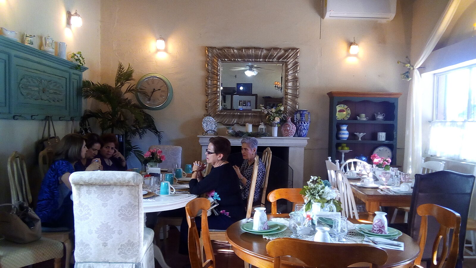 CafeTal image 5
