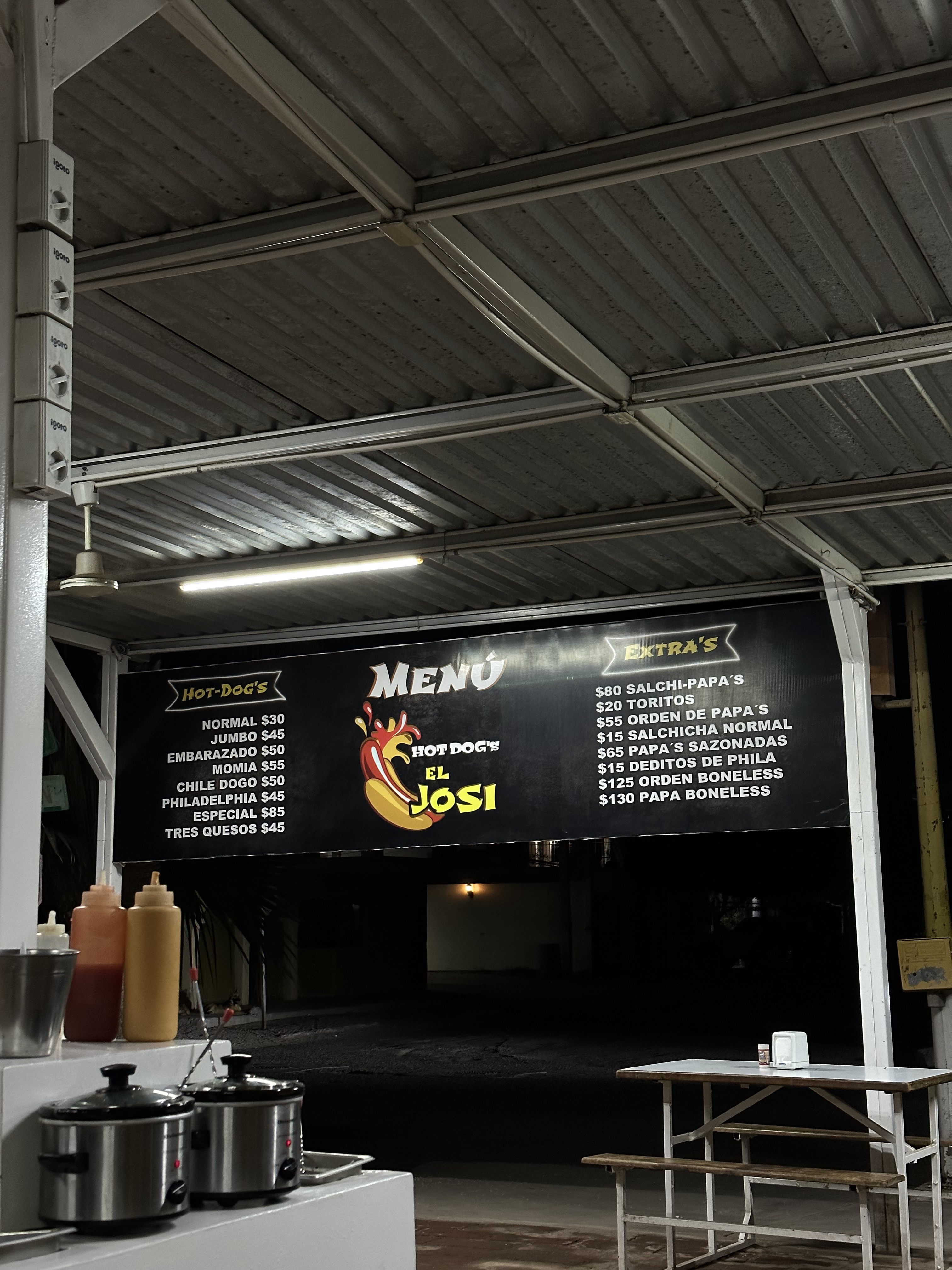 El Josi Hot-Dog's image 1