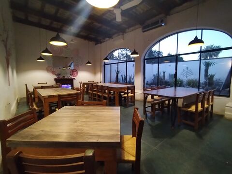 Le Bistro image 1