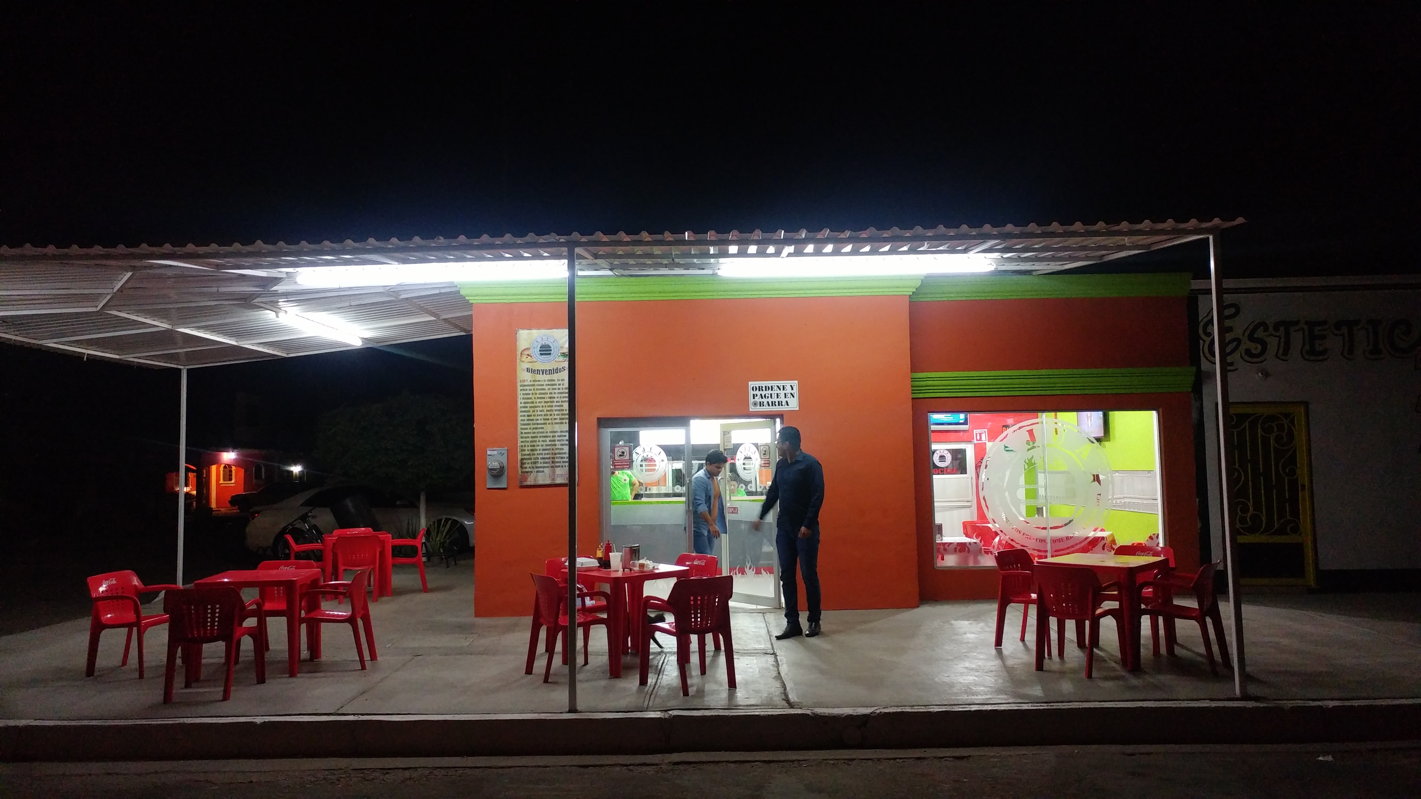 Ajua Hamburguesa image 1