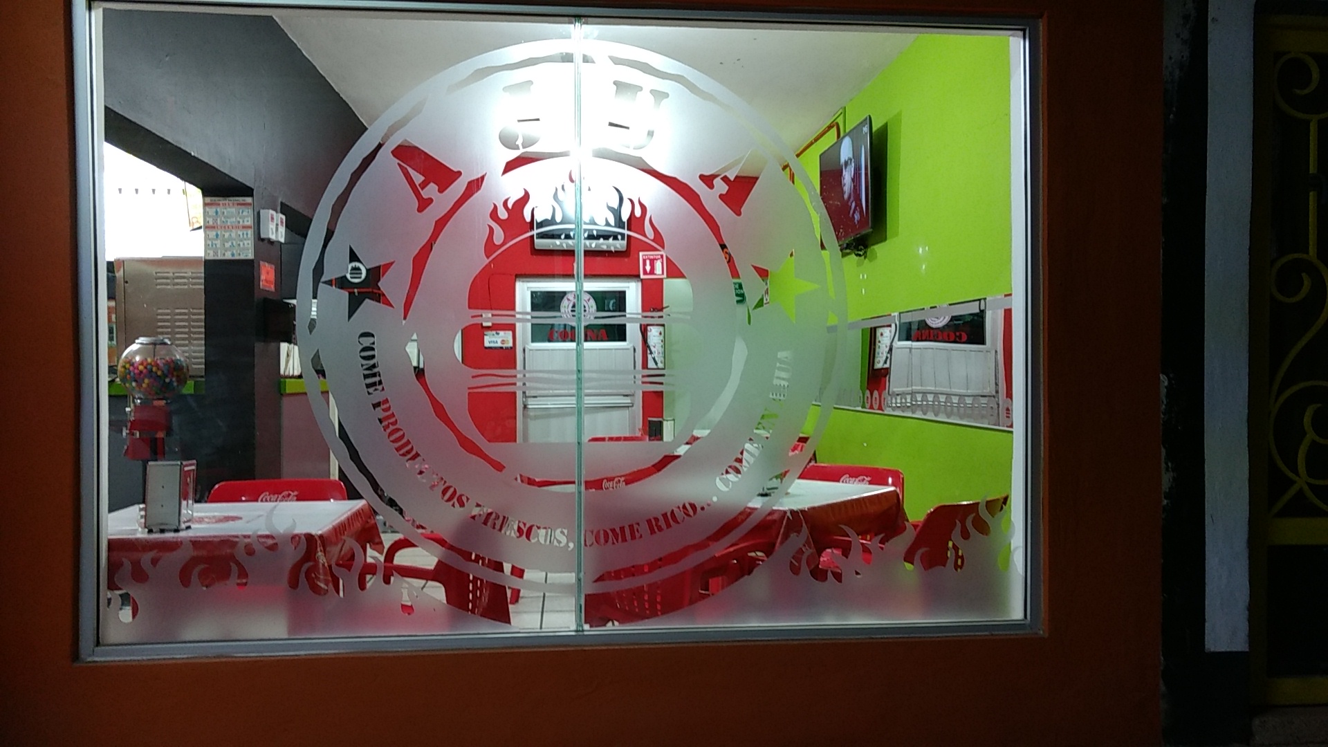 Ajua Hamburguesa image 5