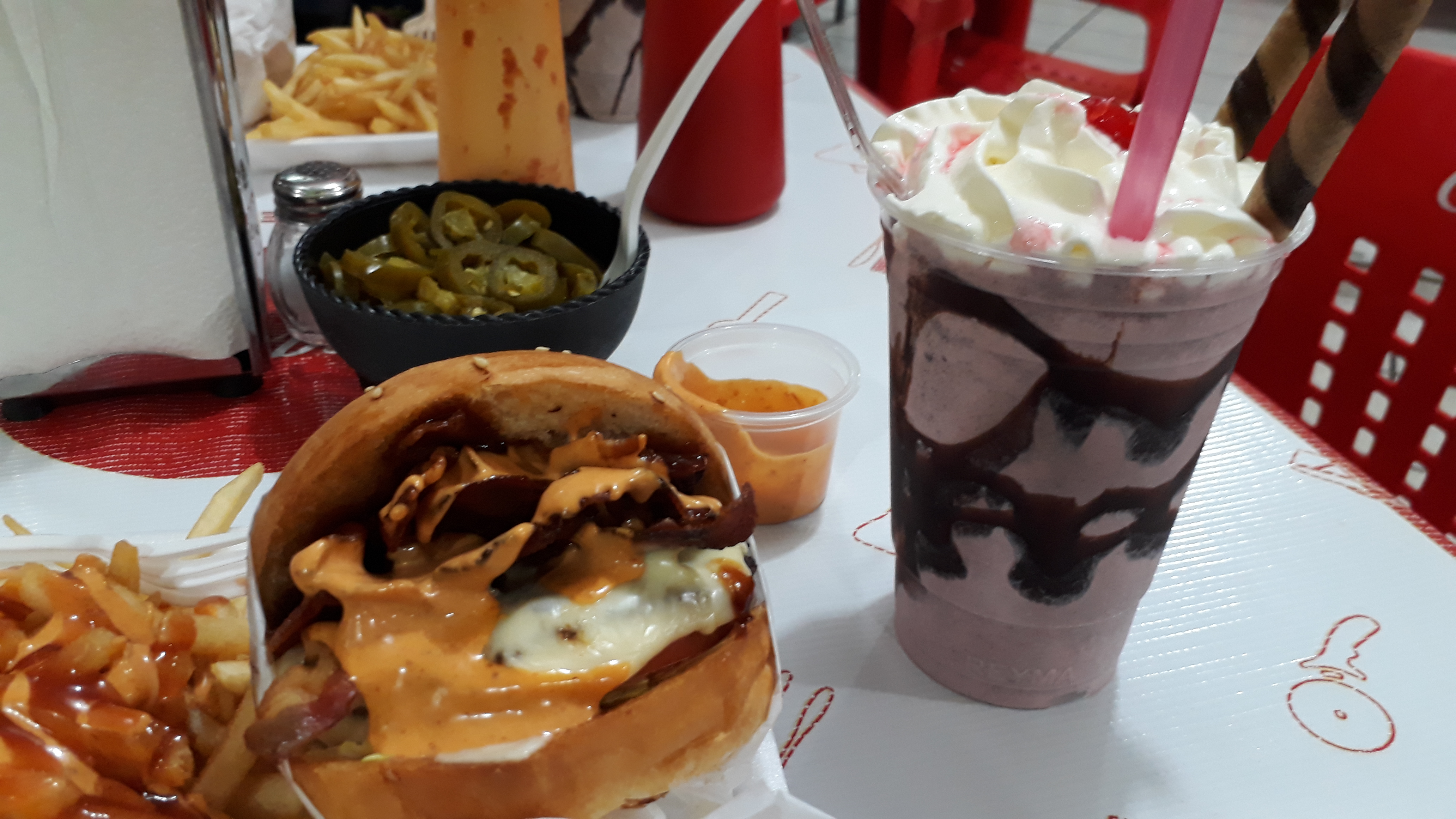 Ajua Hamburguesa image 6