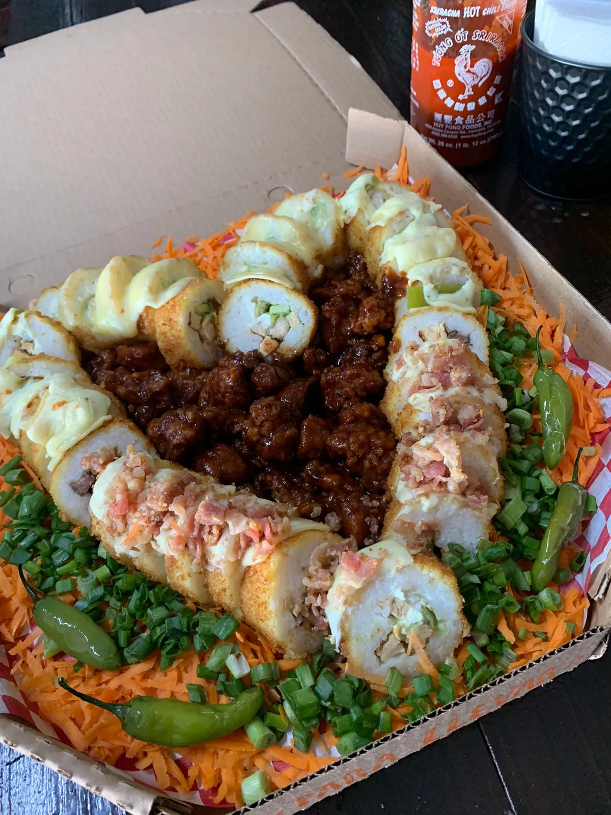 Sushi Maneki Roll image 8