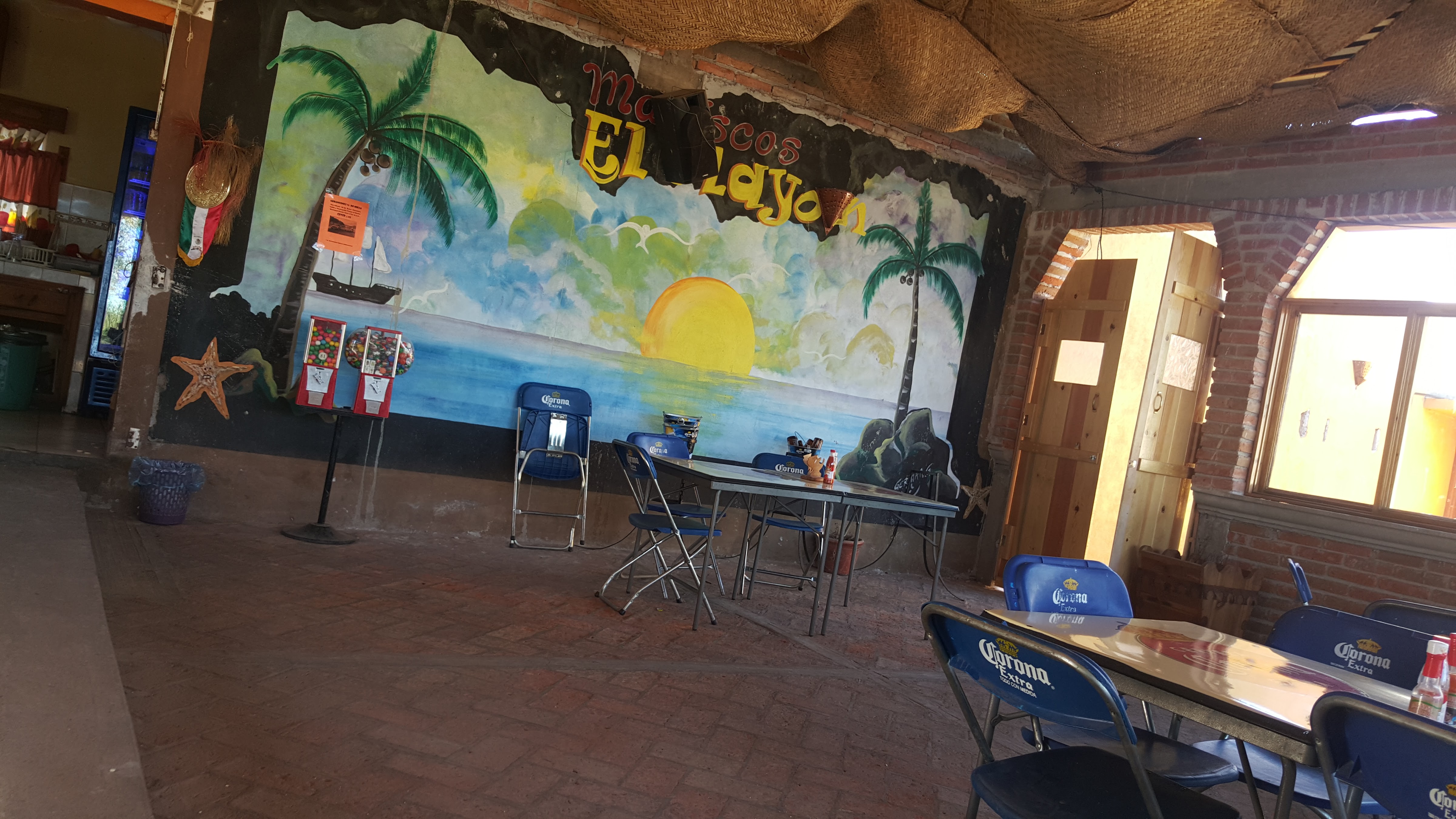 Mariscos El Playon image 1