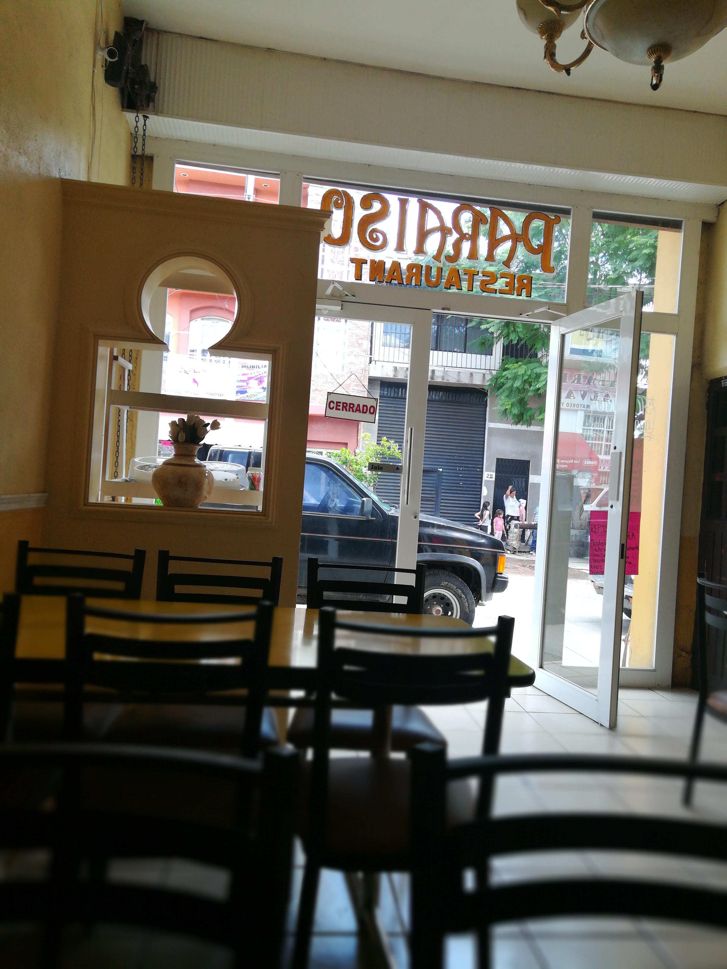 Paraiso Restaurant image 3