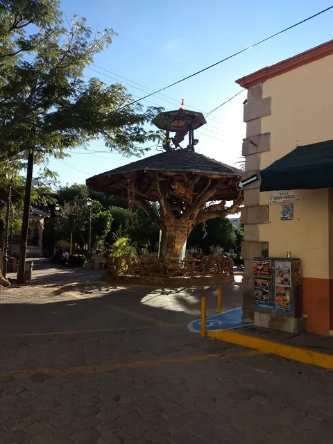 MARISCOS GARCIA image 8