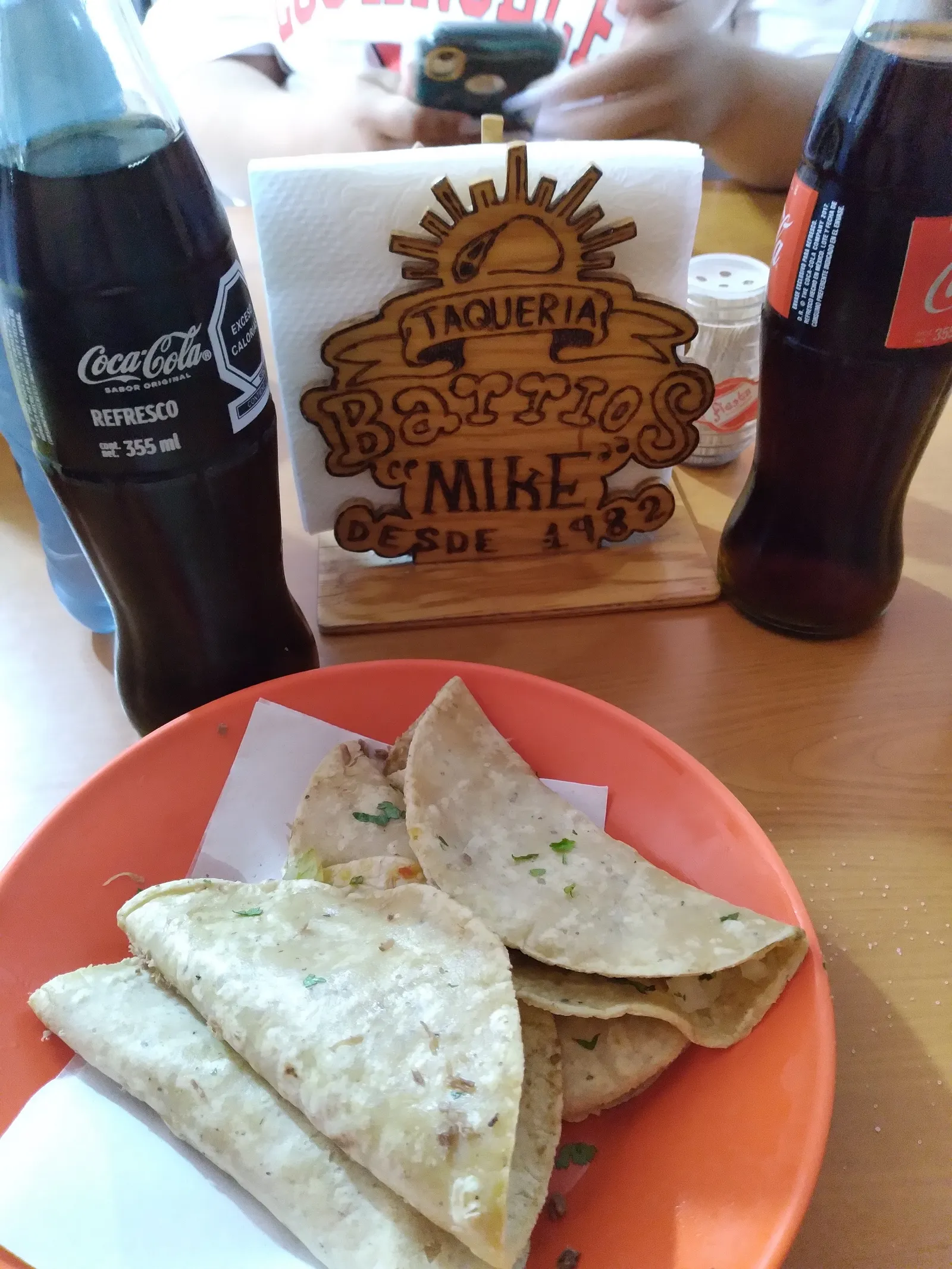 Taquería Barrios "Mike" image 6