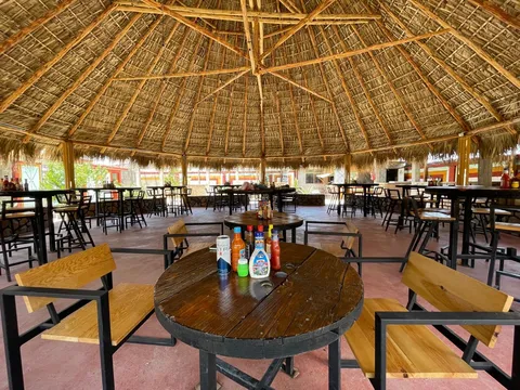 Pa La Barra image 1