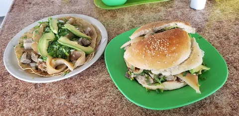 Carnitas Y Cemitas Lupita image 7