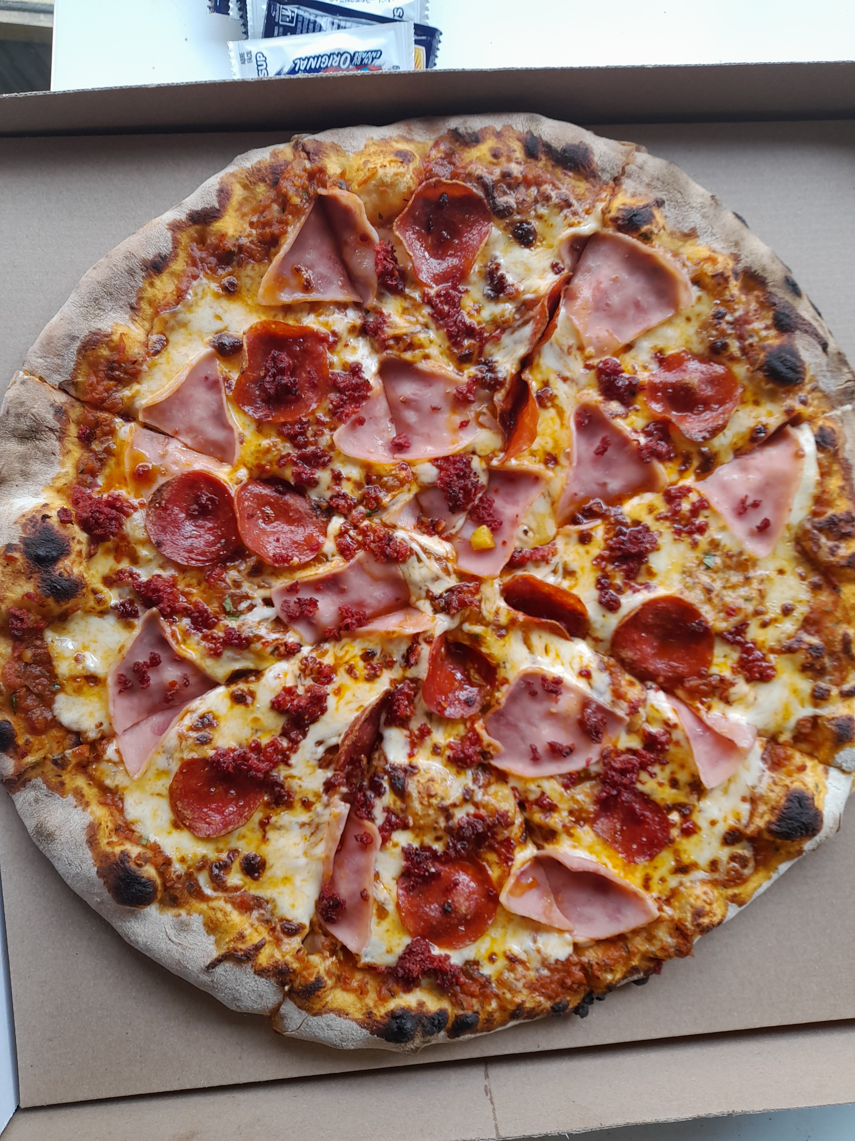 La Oliva - Pizzería image 1