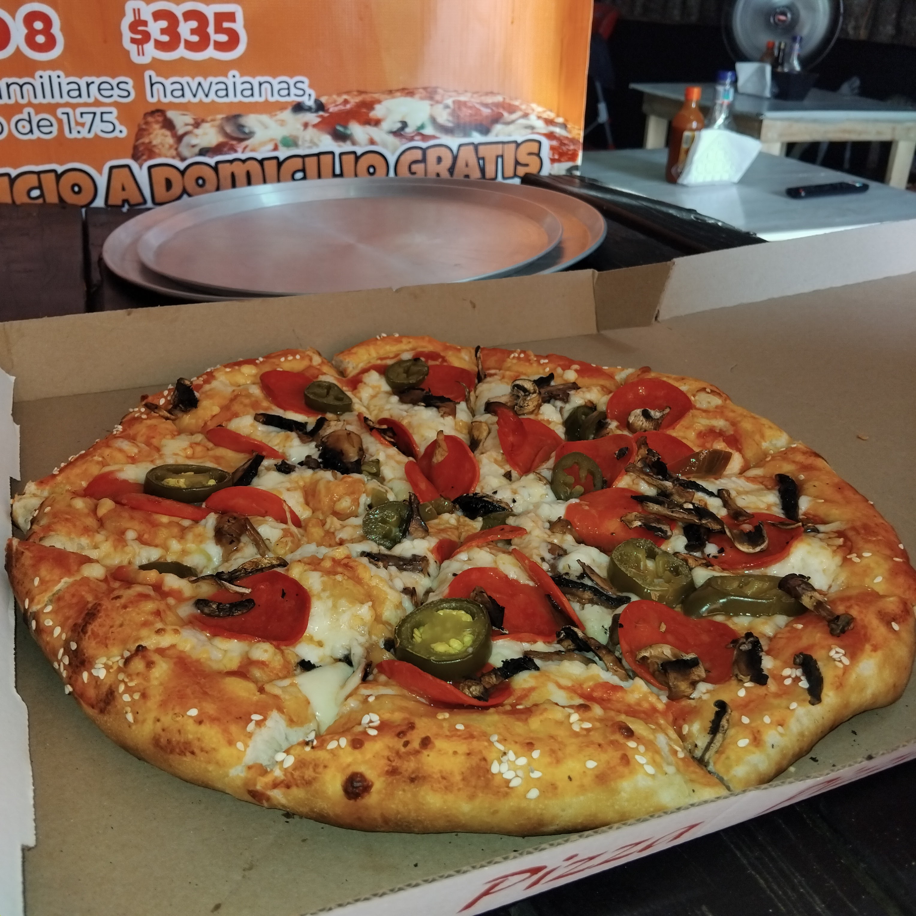 Ceriony's Pizza image 2