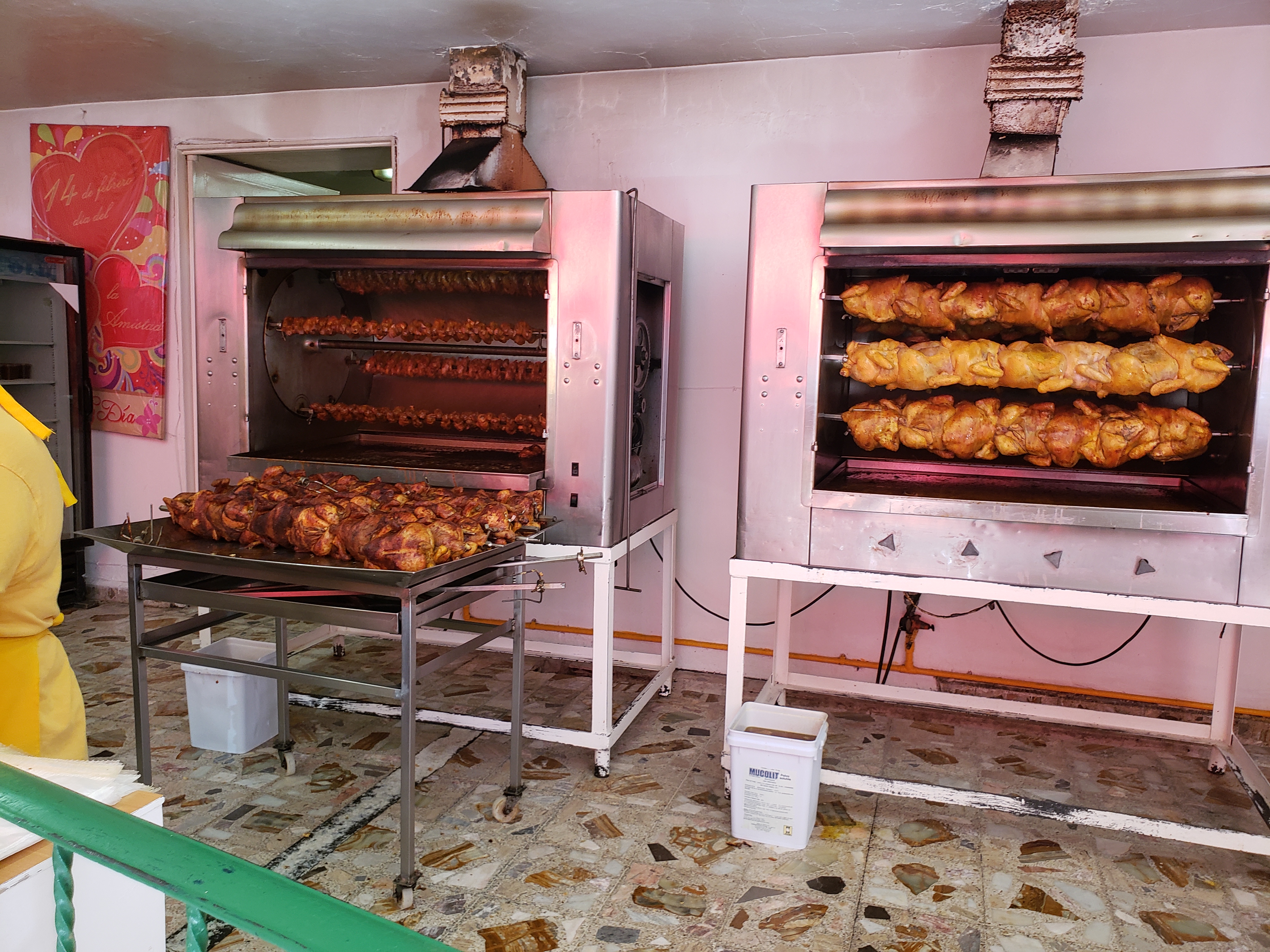 Rosticería Super Pollo image 4