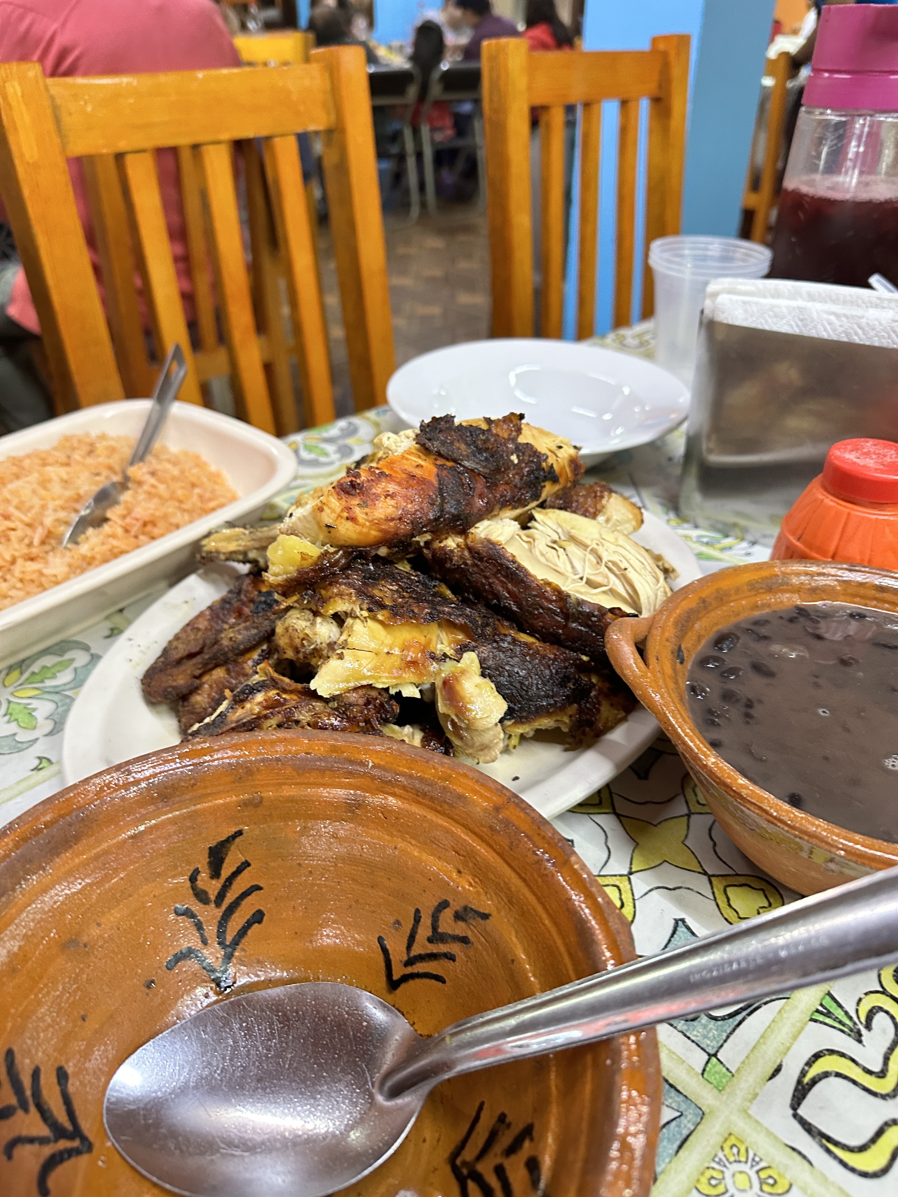 El Pollo Gordo "Ricos Pollos a la Leña" image 2