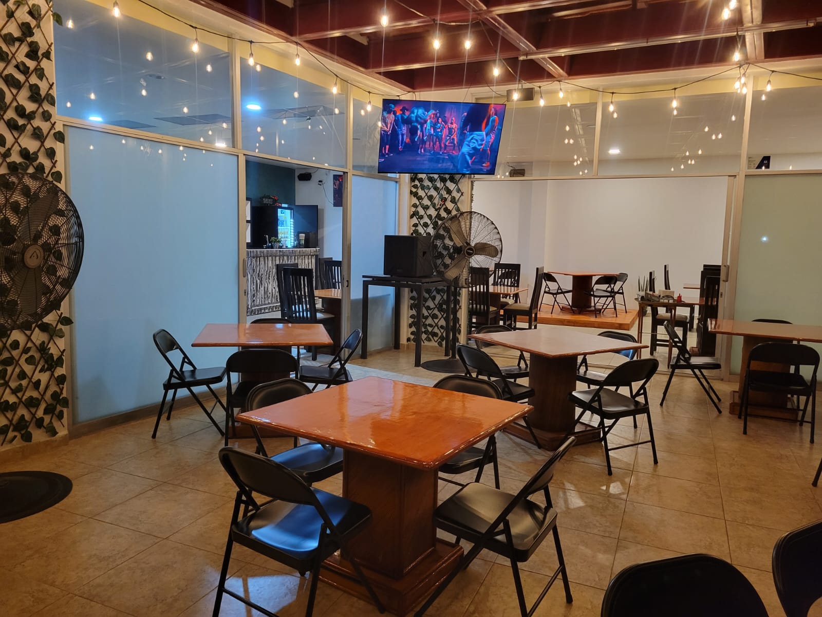 Jade Restaurante Bar image 1