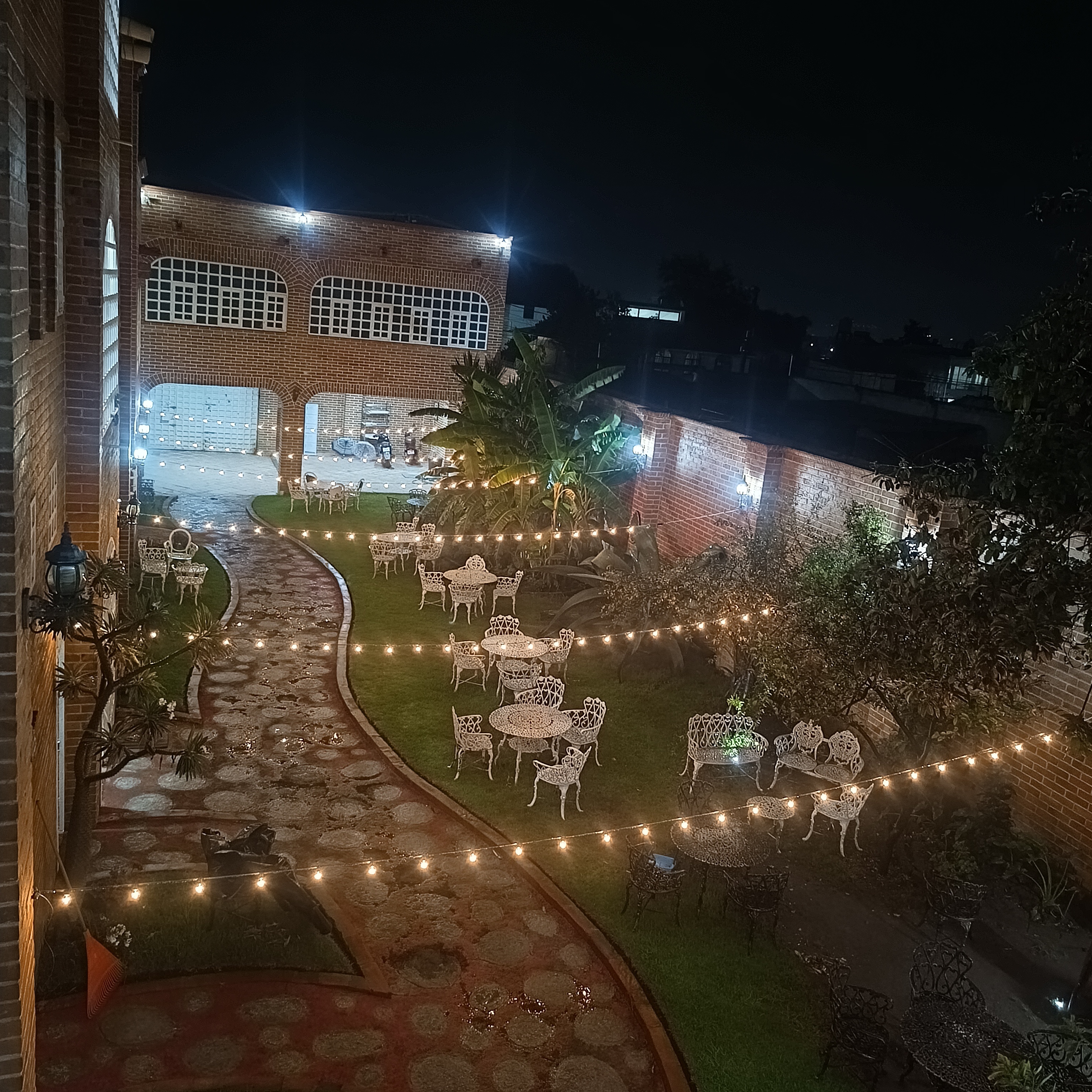 Parrilla 305 image 1