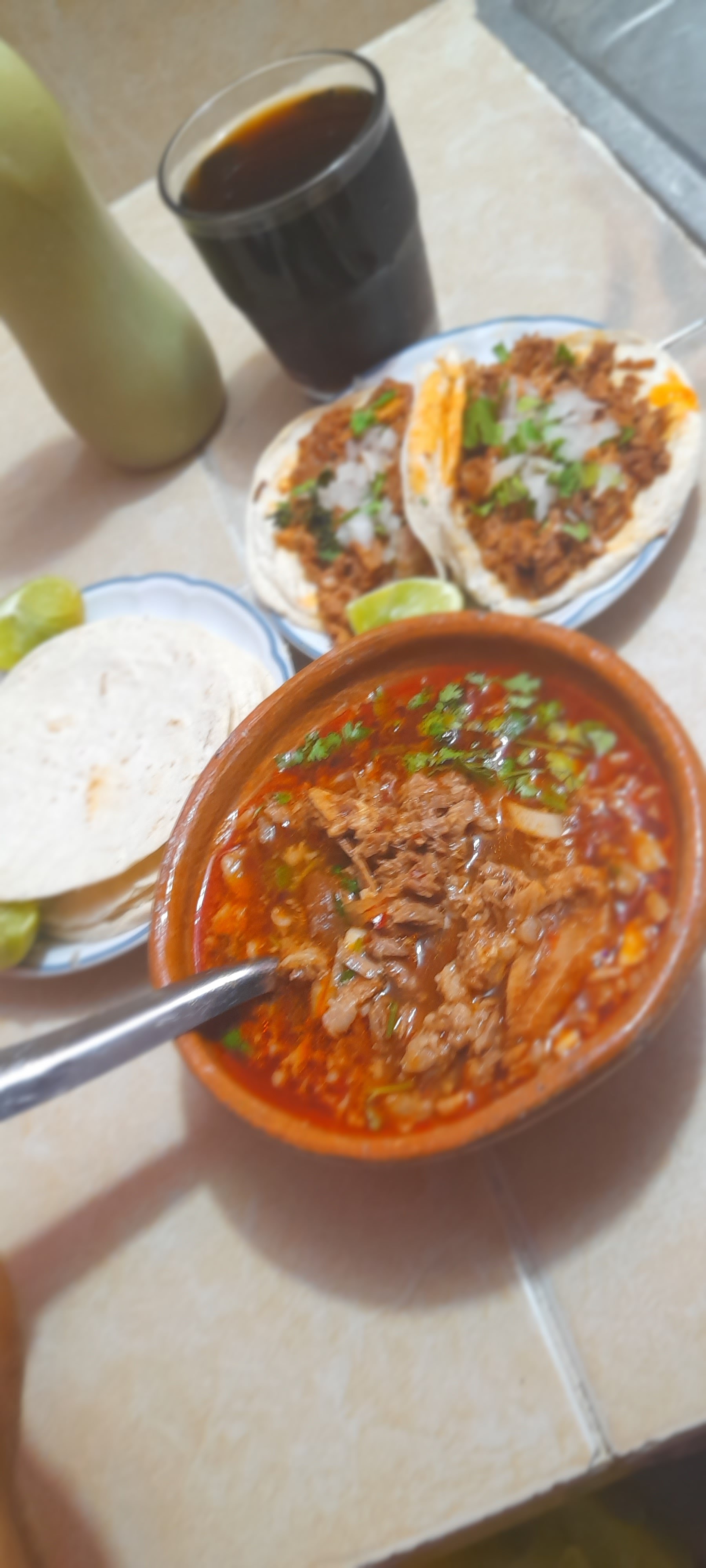 Tacos & mariscos image 5