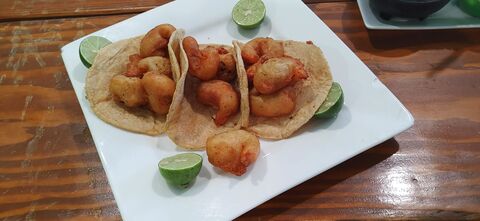 Tacos & mariscos image 7