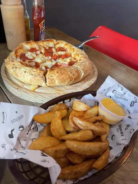 Eduardo's Pizza image 3