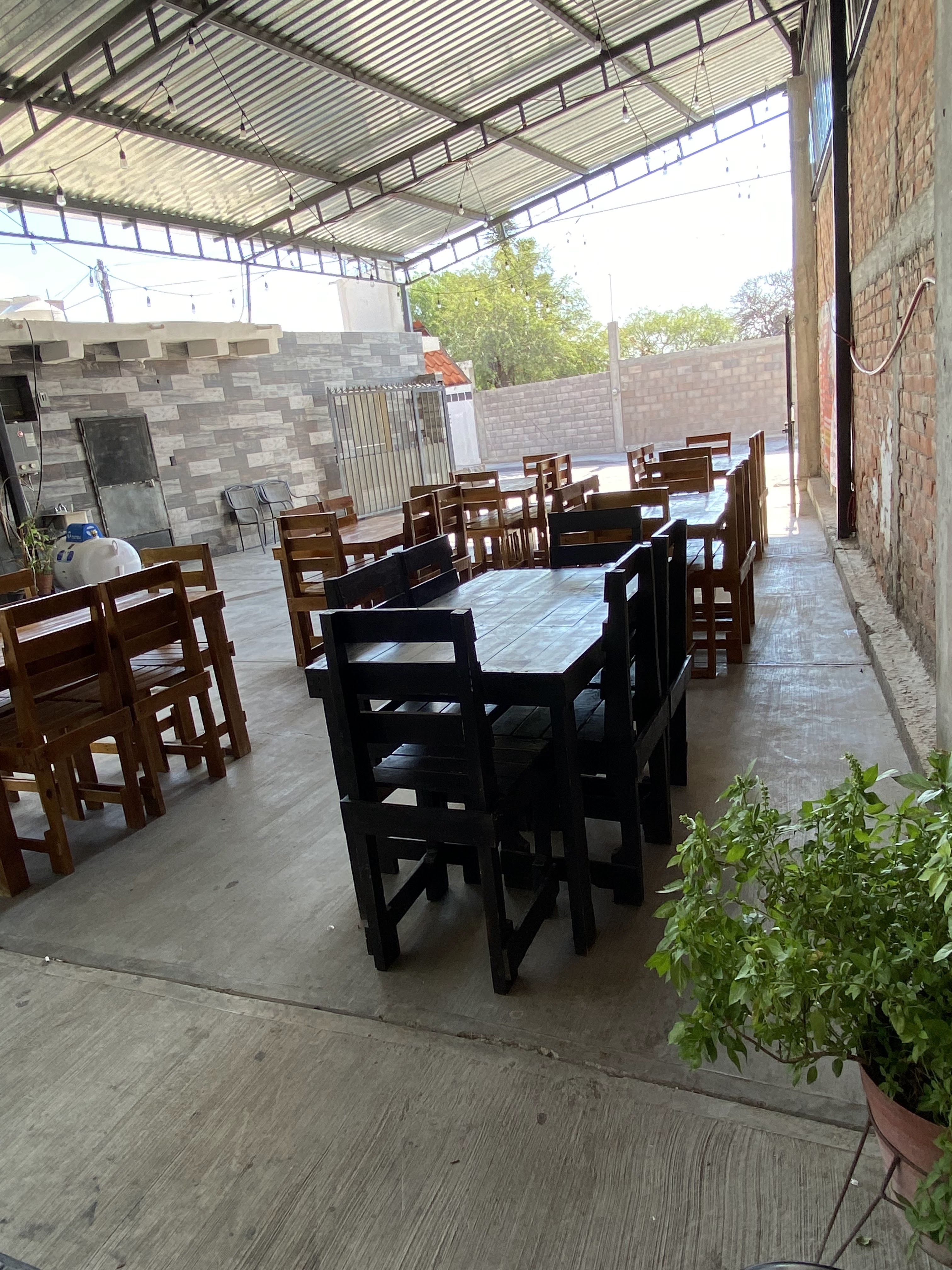 WINGS & RIBS VILLA DE ARISTA image 1