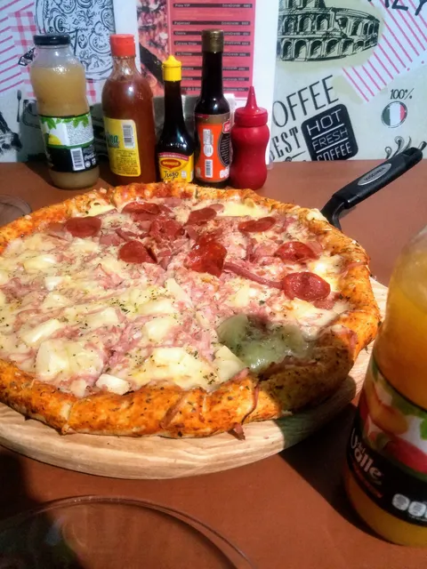 Pizzas VIP image 3